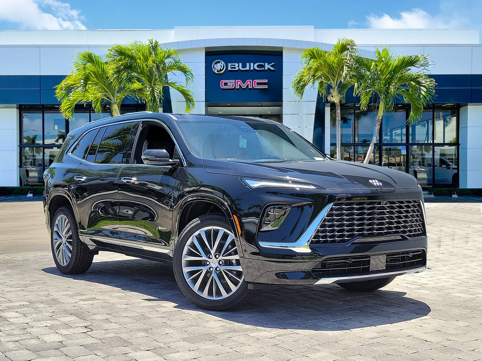 2026 Buick Enclave Avenir's photo