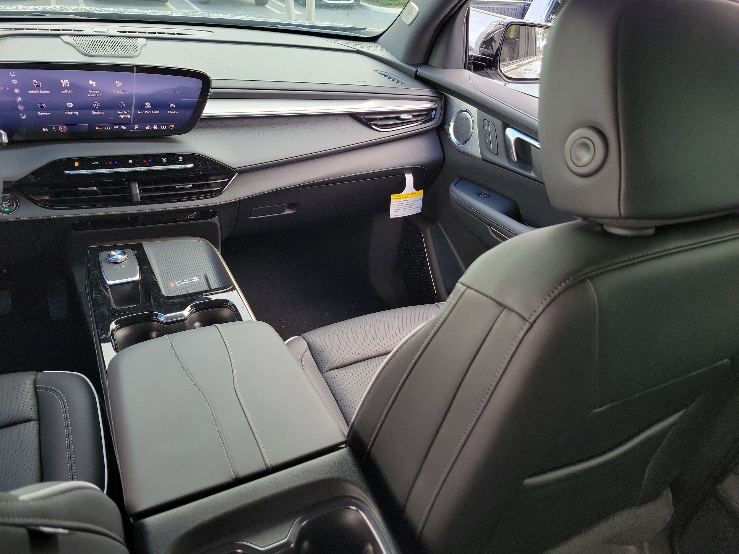2026 Buick Enclave Avenir - Photo 18