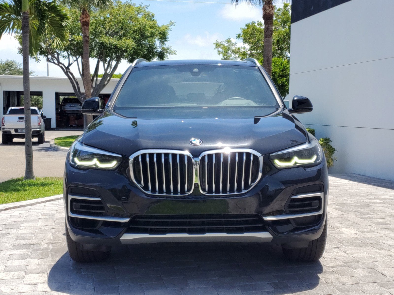 Used 2022 BMW X5 40i with VIN 5UXCR4C0XN9K67945 for sale in Delray Beach, FL