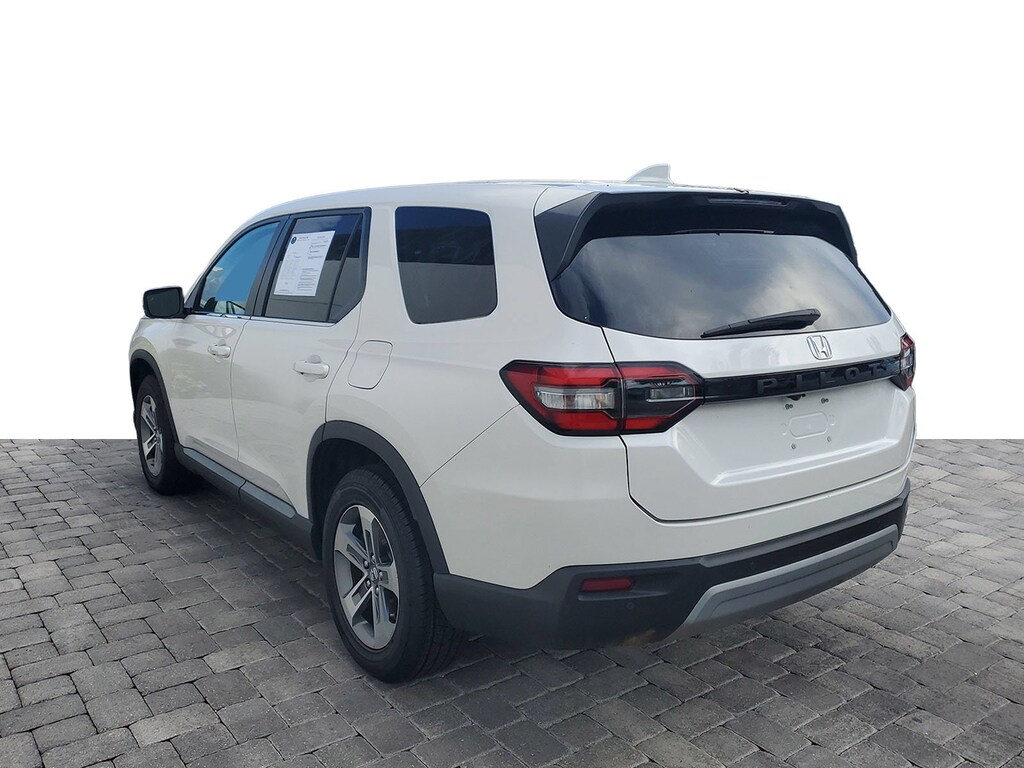 Used 2023 Honda Pilot 2WD EX-L 7 Passenger SUV