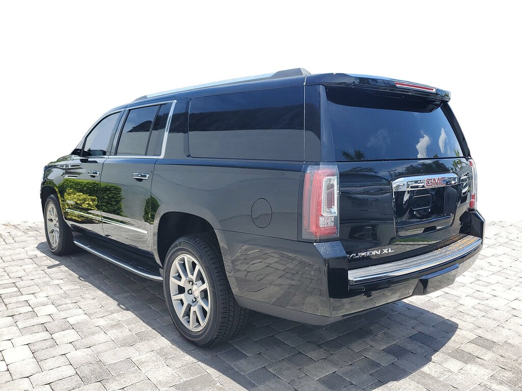 Used 2019 GMC Yukon XL Denali SUV