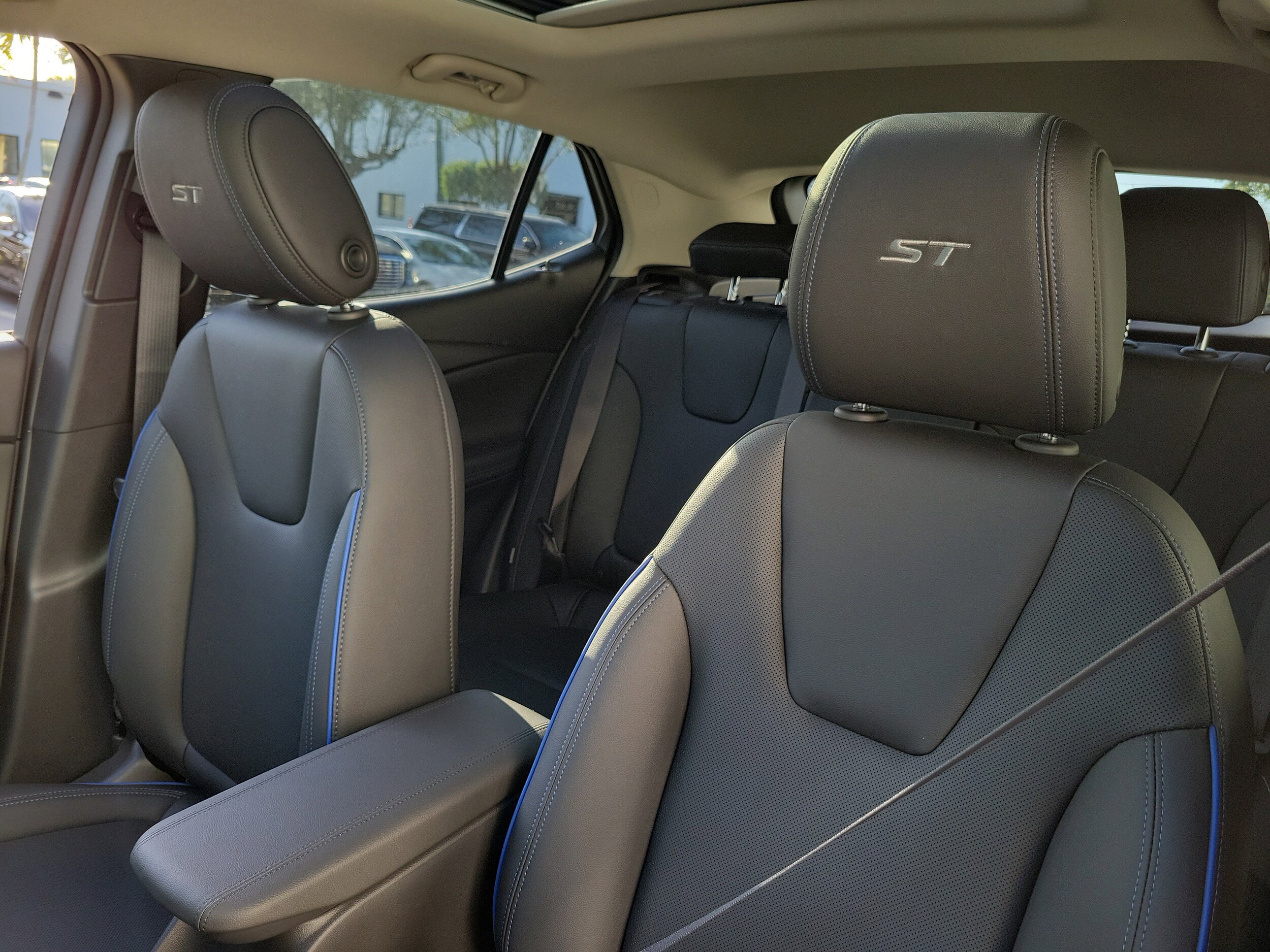 2026 Buick Encore GX Sport Touring - Photo 22