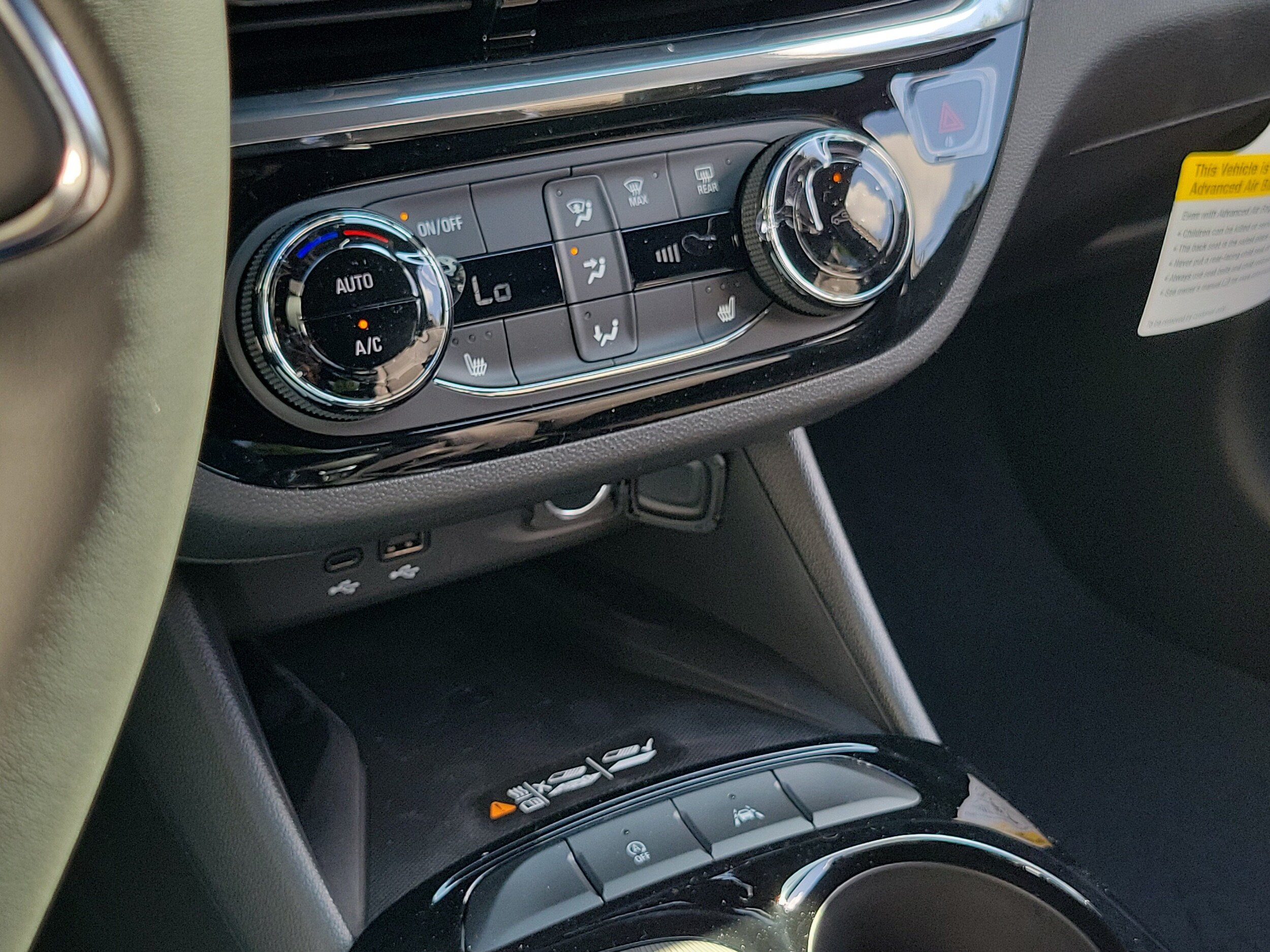 2026 Buick Envista Sport Touring - Photo 30
