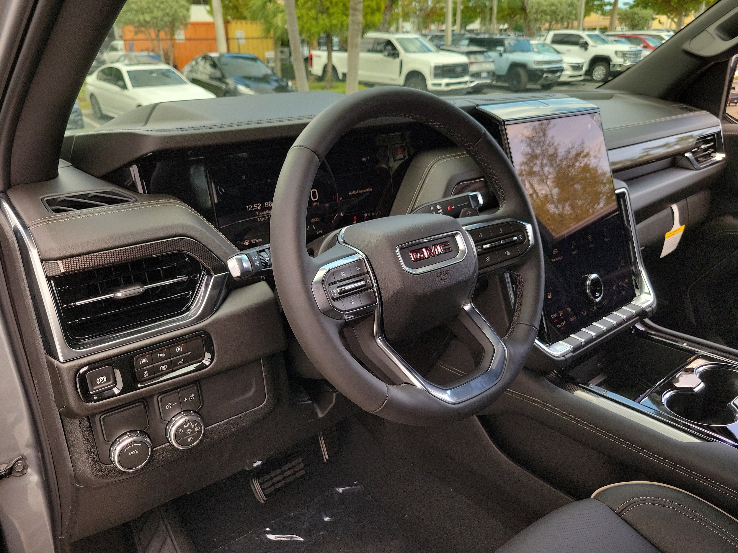 2026 GMC Yukon XL Elevation - Photo 21