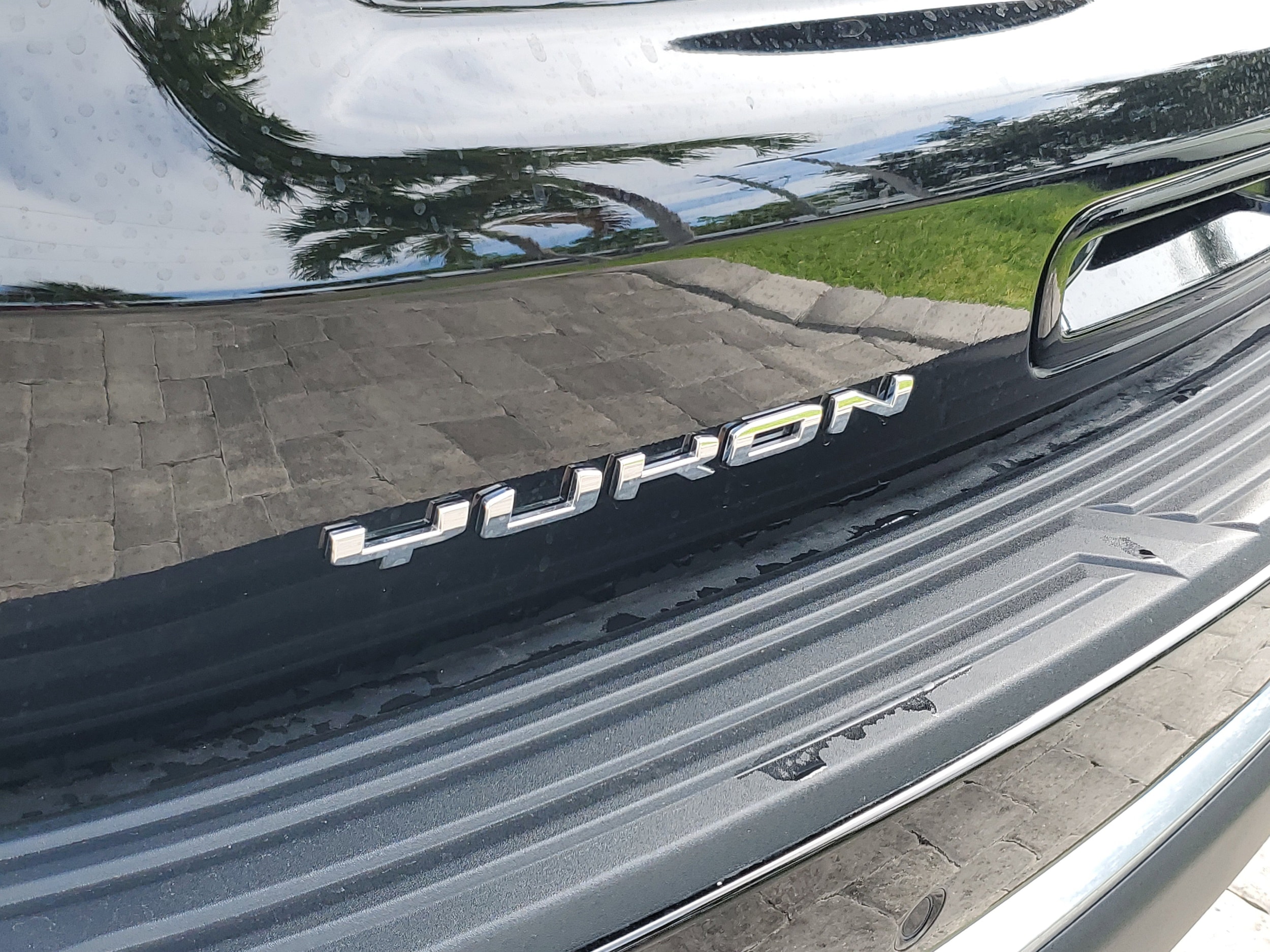 2026 GMC Yukon XL Denali - Photo 8