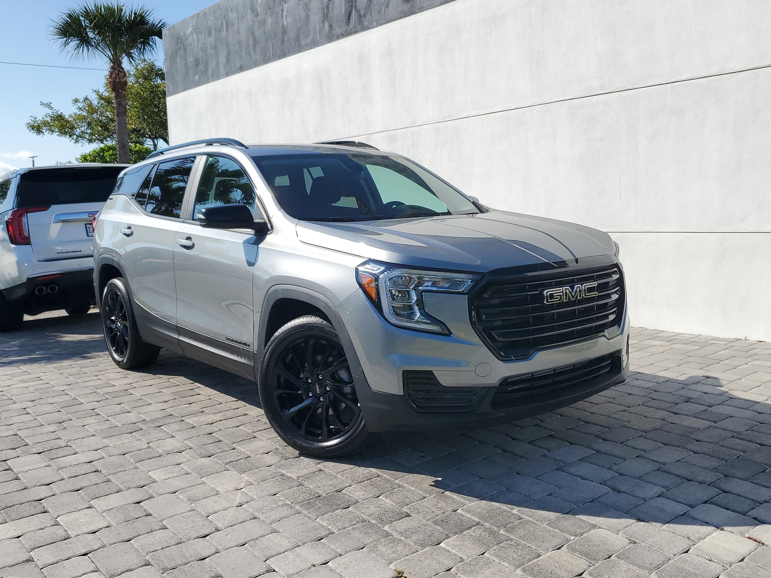 2023 GMC Terrain SLE's photo