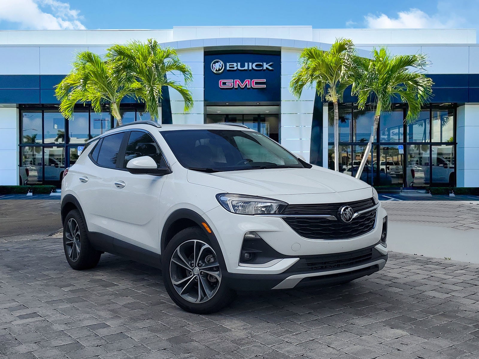 2023 Buick Encore GX Select's photo
