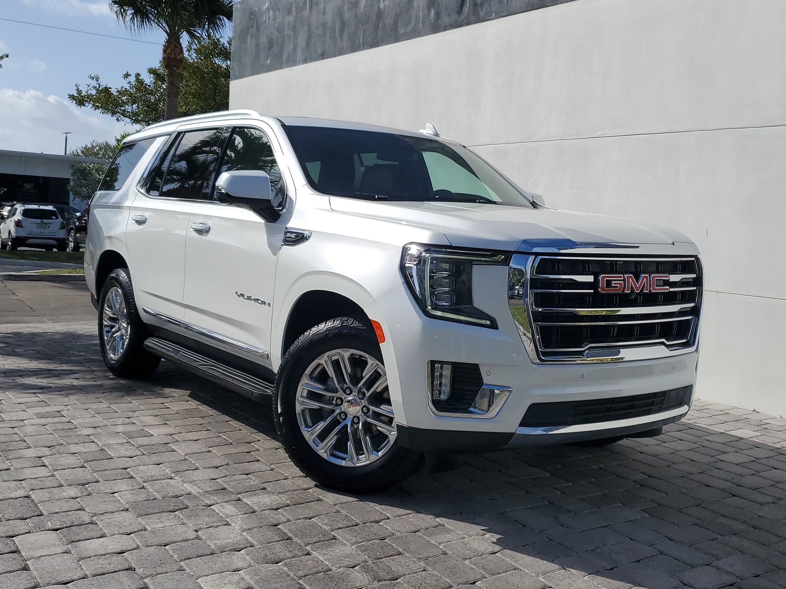 2021 GMC Yukon SLT's photo