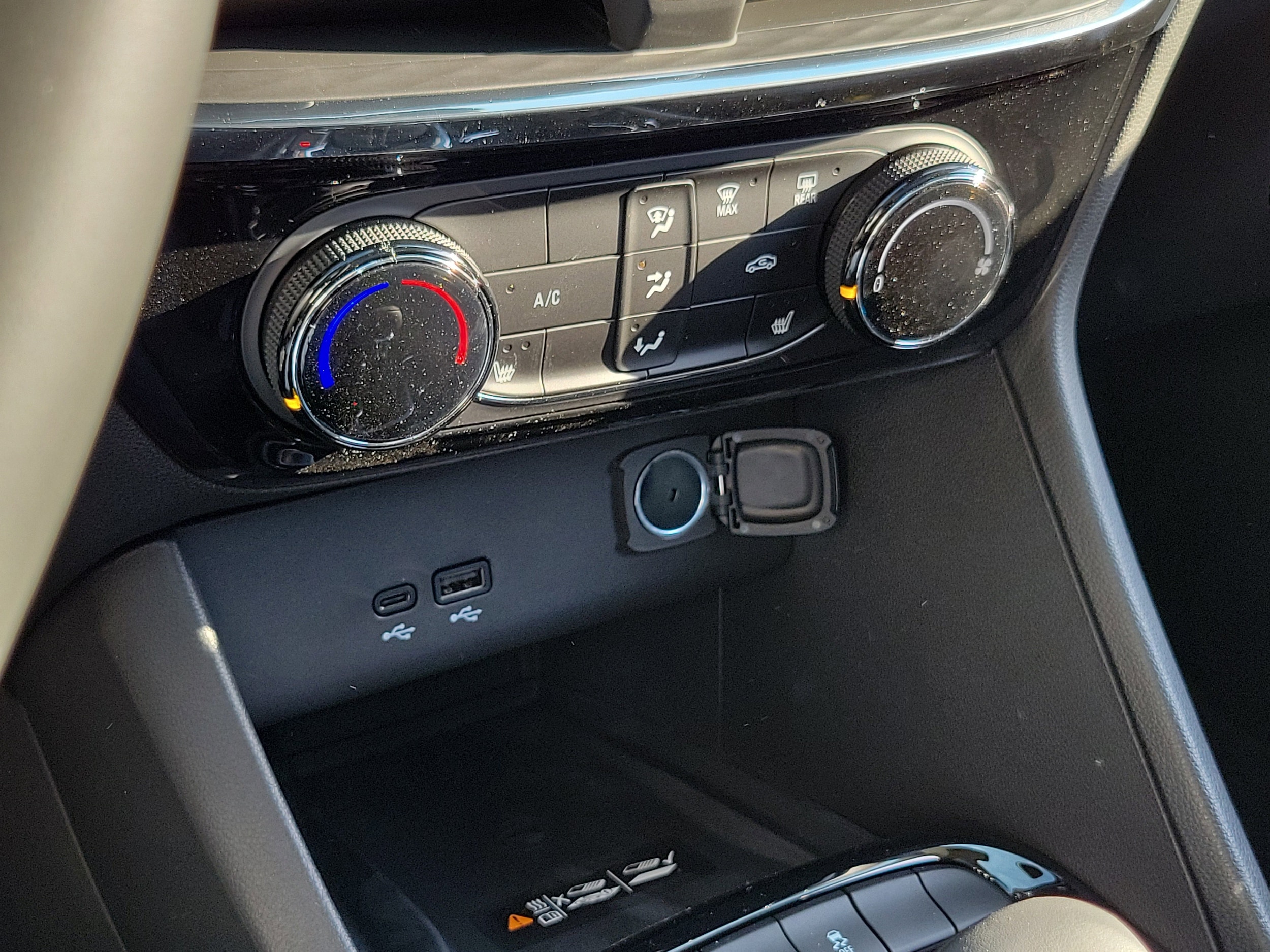 2026 Buick Encore GX Sport Touring - Photo 31