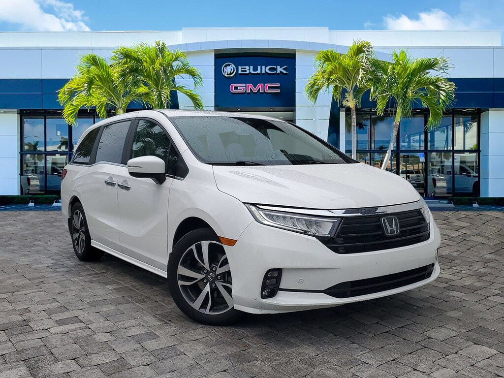 Used 2024 Honda Odyssey Touring Van