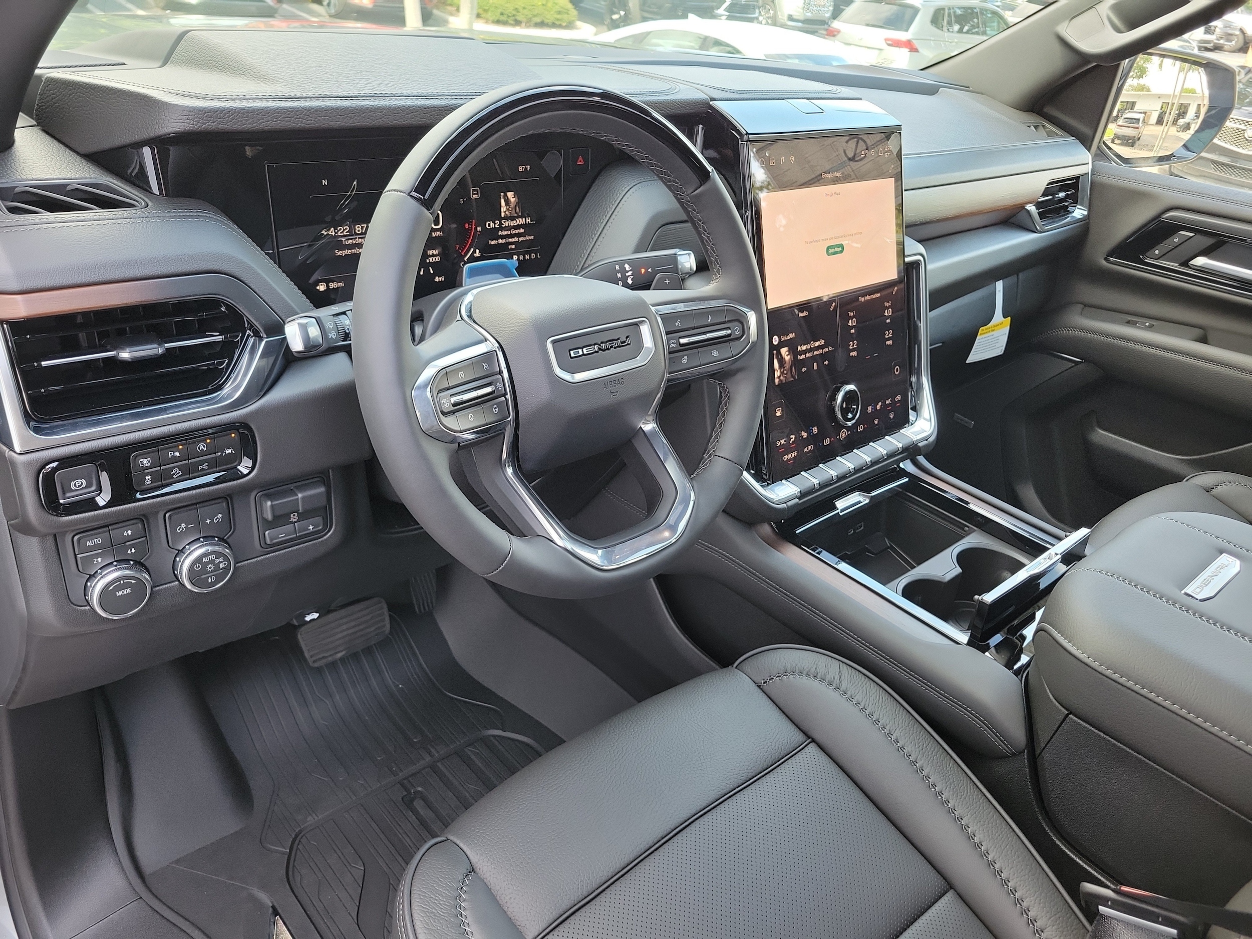 2026 GMC Yukon XL Denali - Photo 21