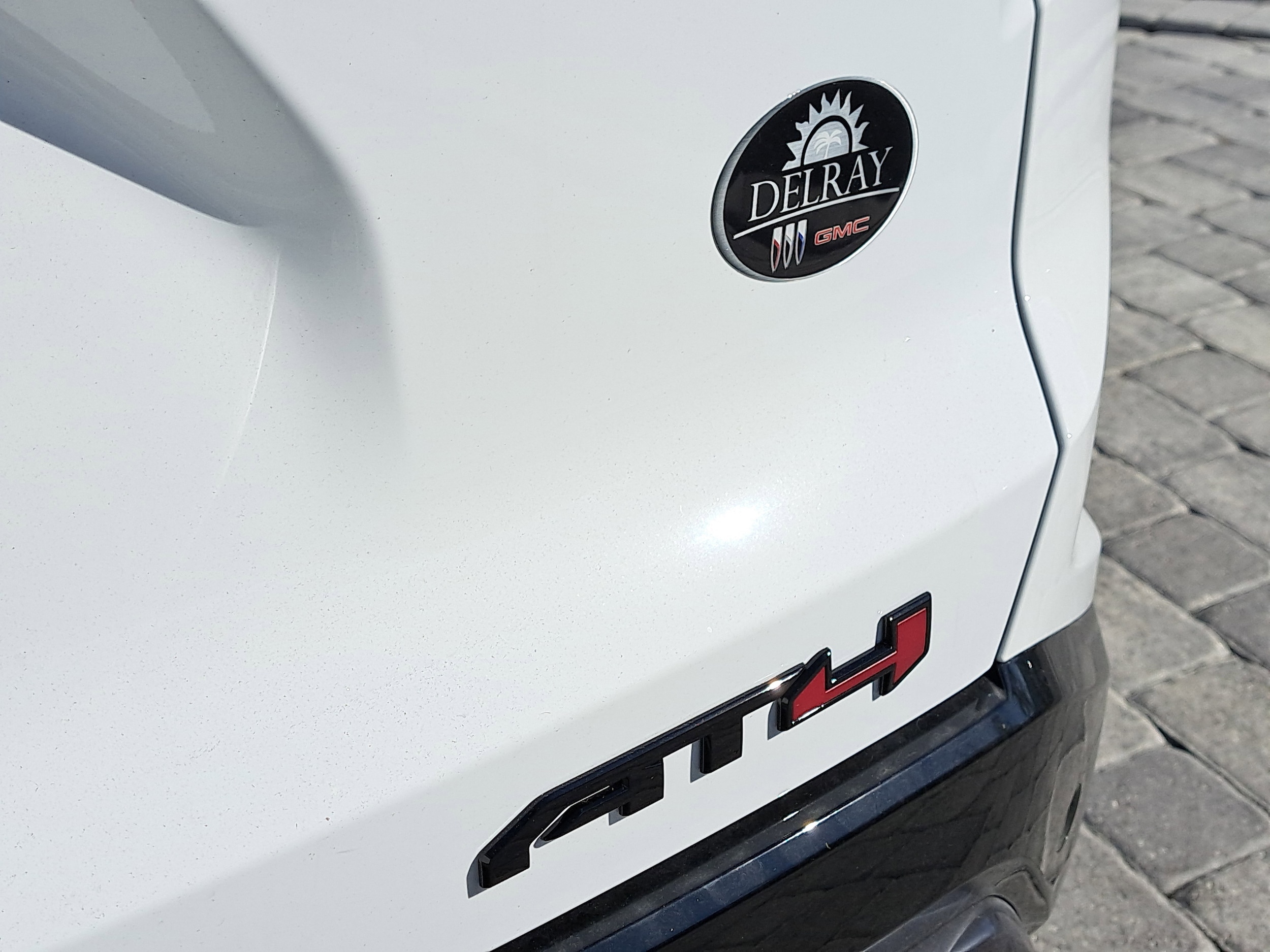 2026 GMC Terrain AT4 - Photo 7