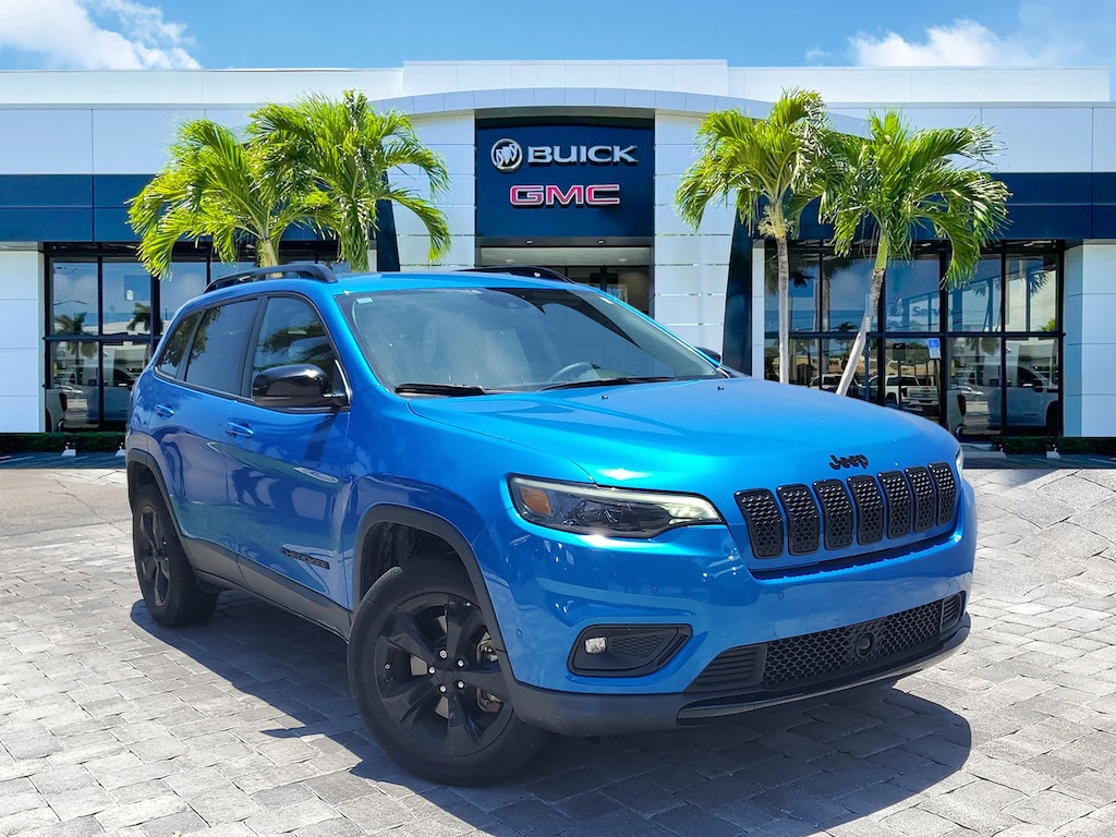 Used 2023 Jeep Cherokee Altitude Lux 4x4 SUV