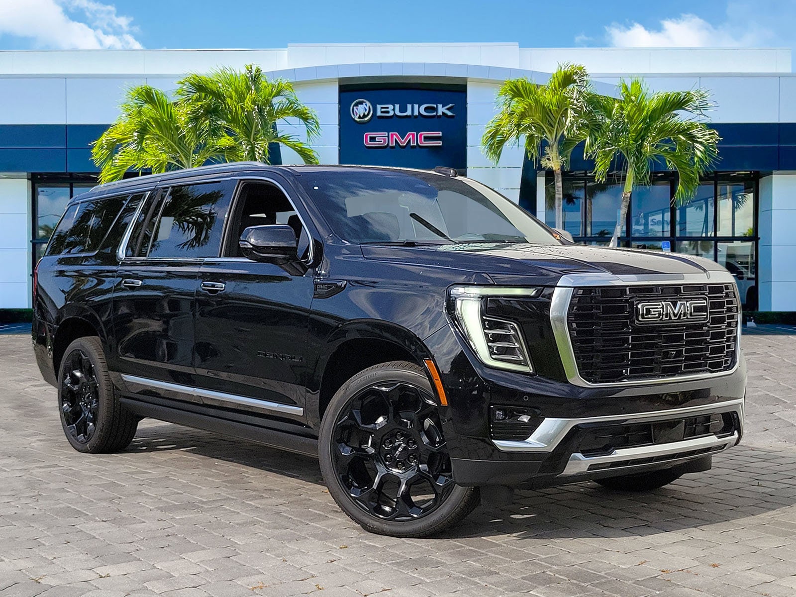 2026 GMC Yukon Denali AWD's photo