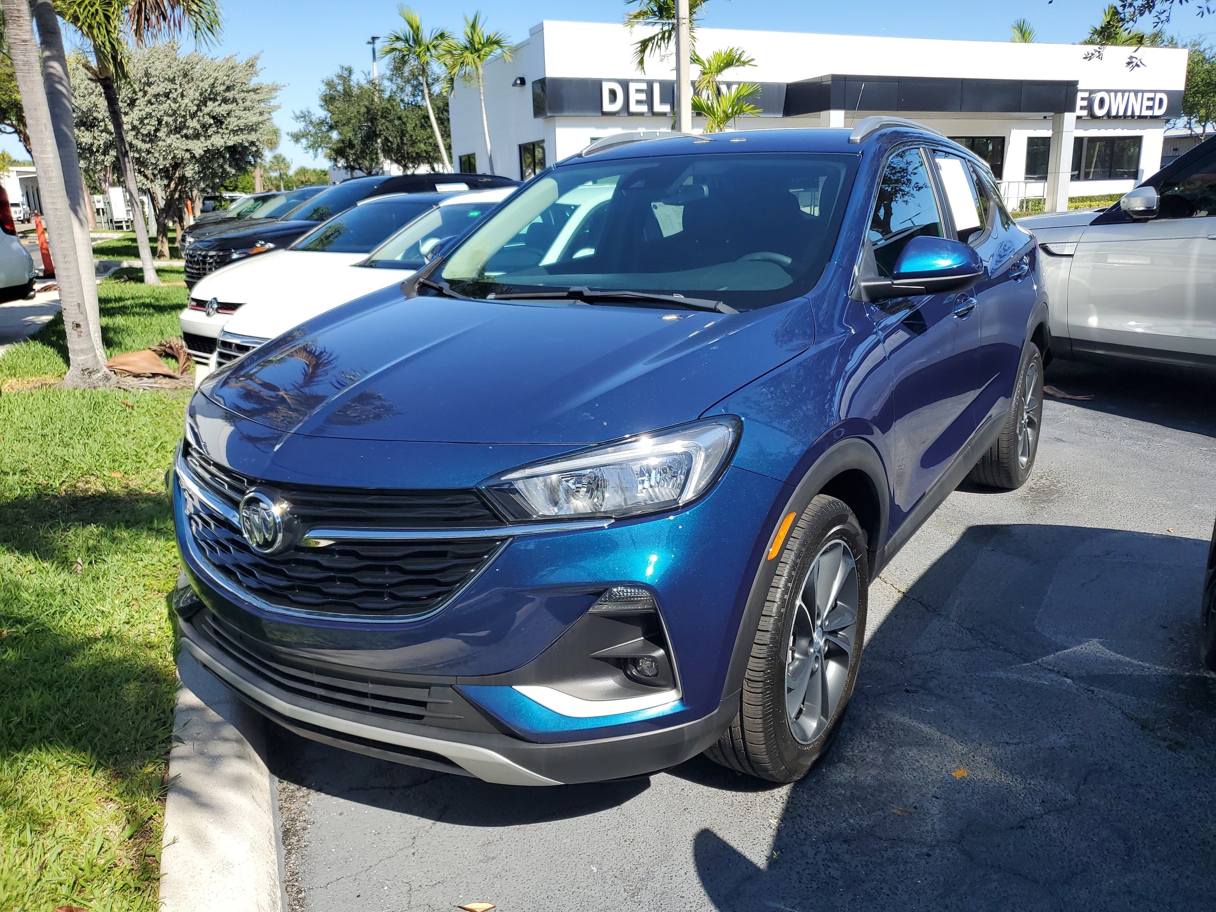 Used 2021 Buick Encore GX Select with VIN KL4MMDSL2MB114817 for sale in Delray Beach, FL