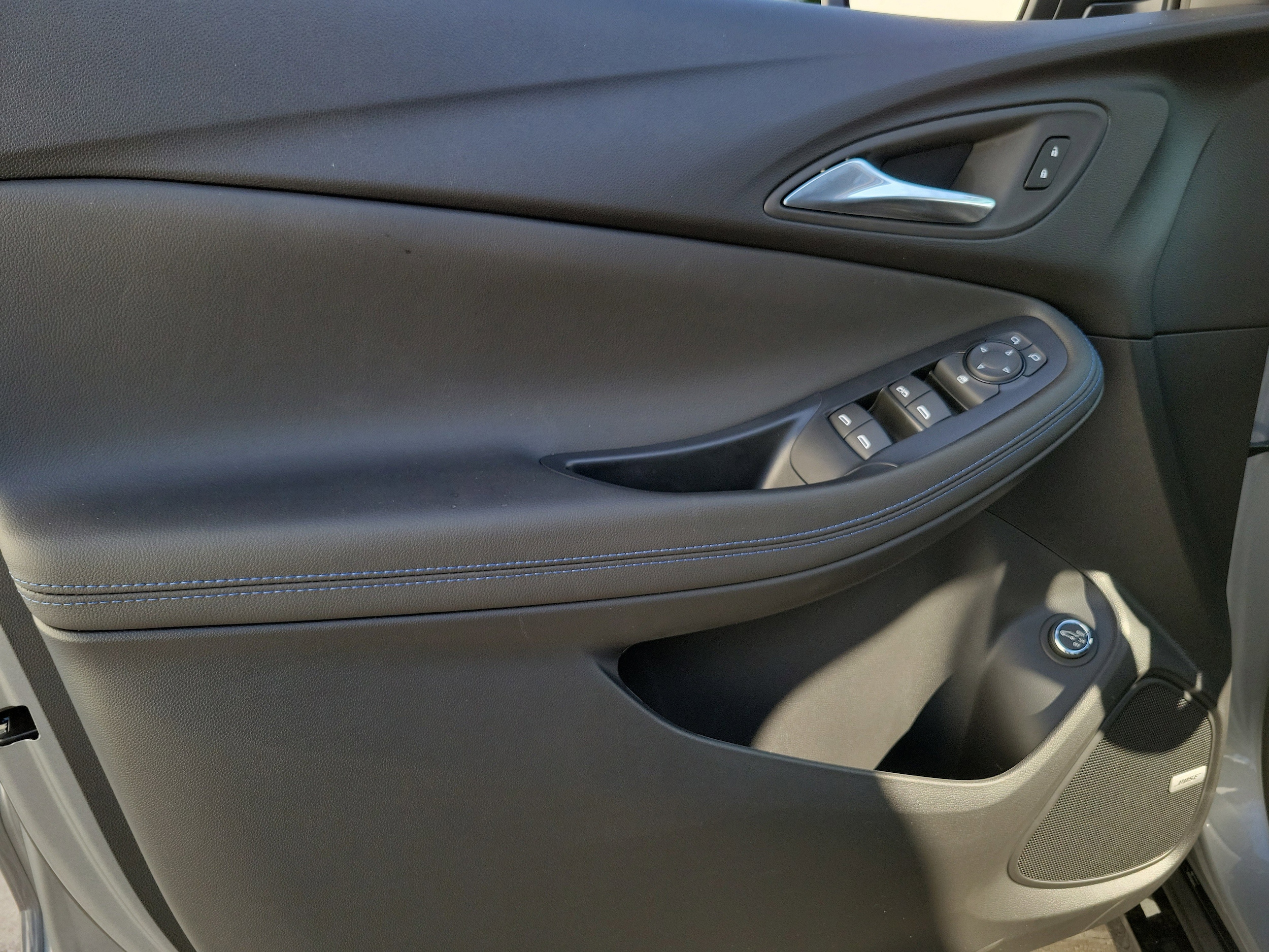 2026 Buick Encore GX Sport Touring - Photo 17
