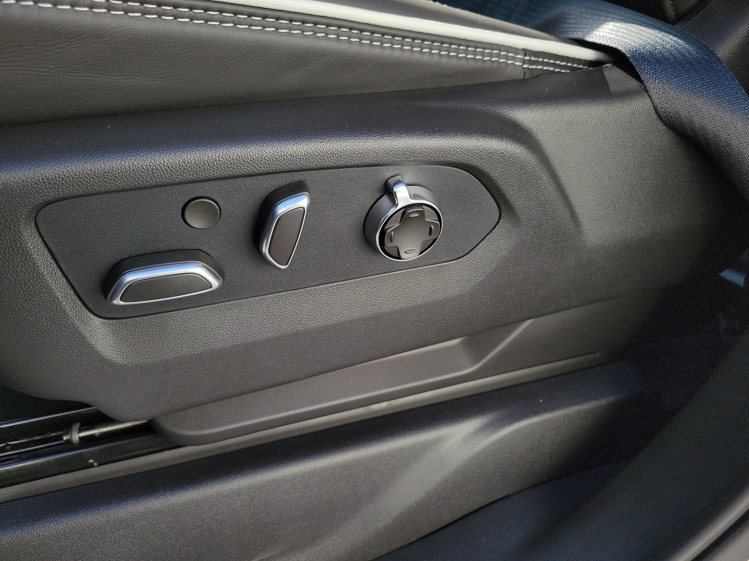 2026 GMC Sierra 2500HD AT4X - Photo 24