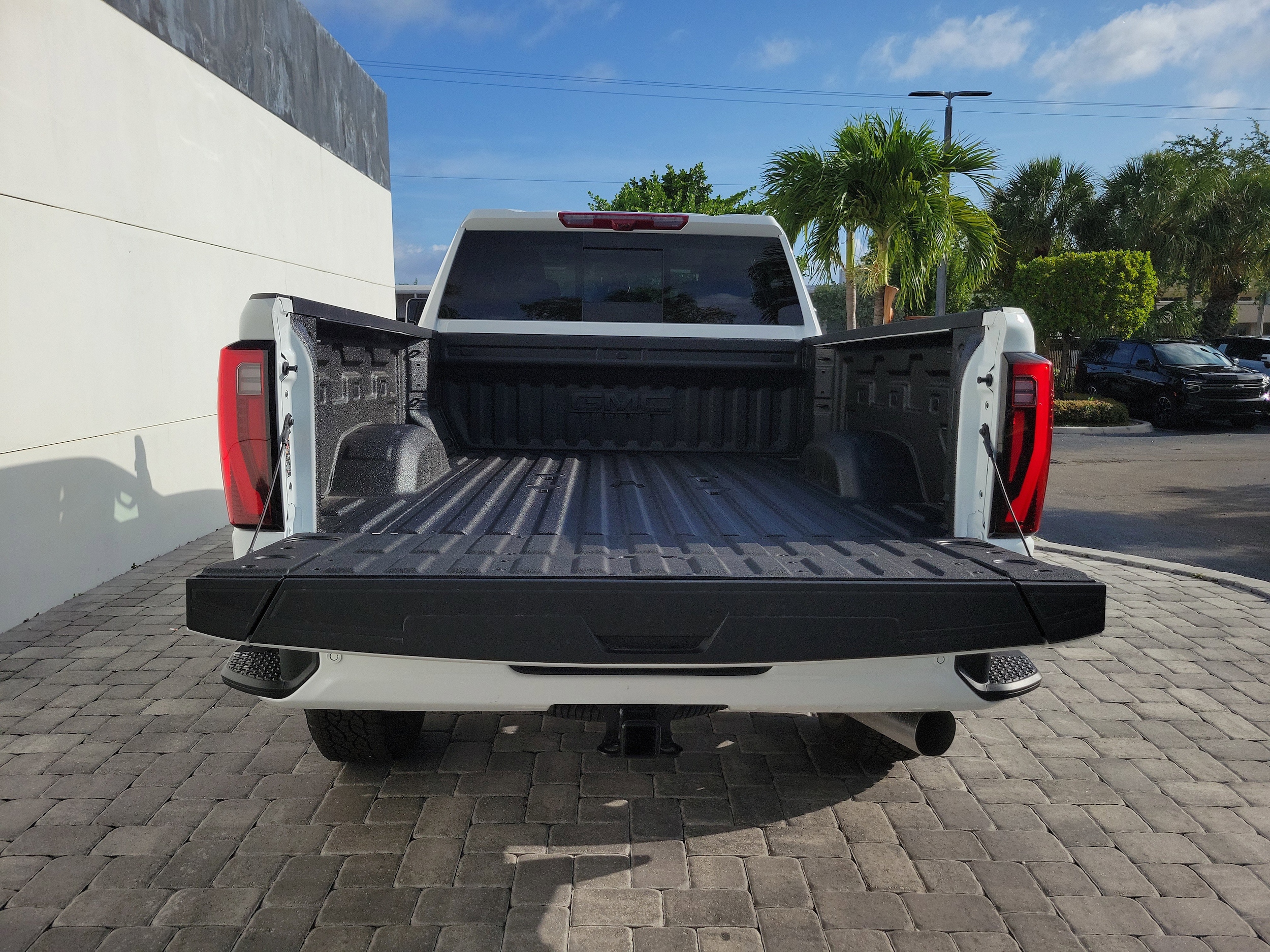 2026 GMC Sierra 2500HD Denali - Photo 10