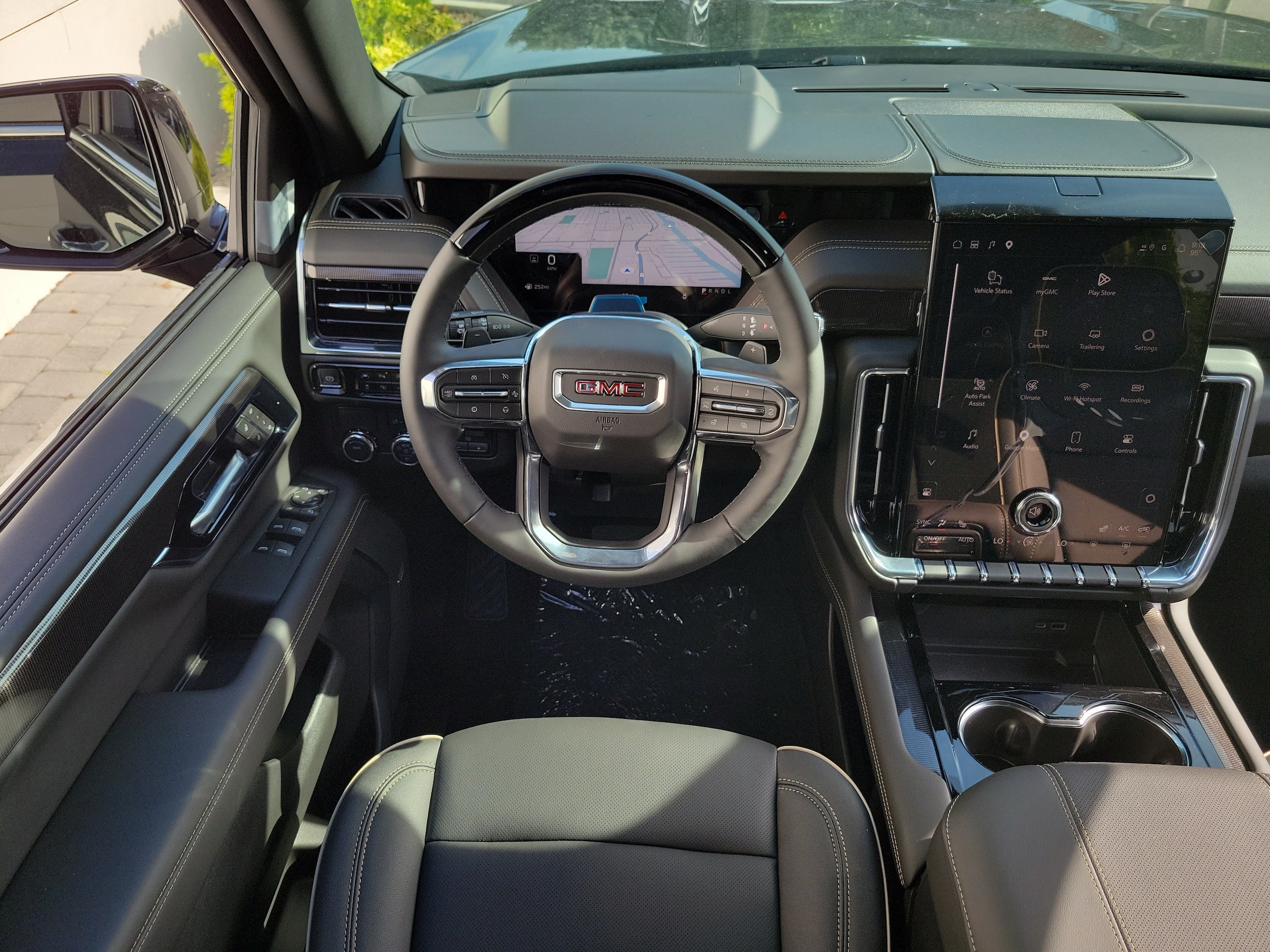 2026 GMC Yukon Elevation - Photo 16
