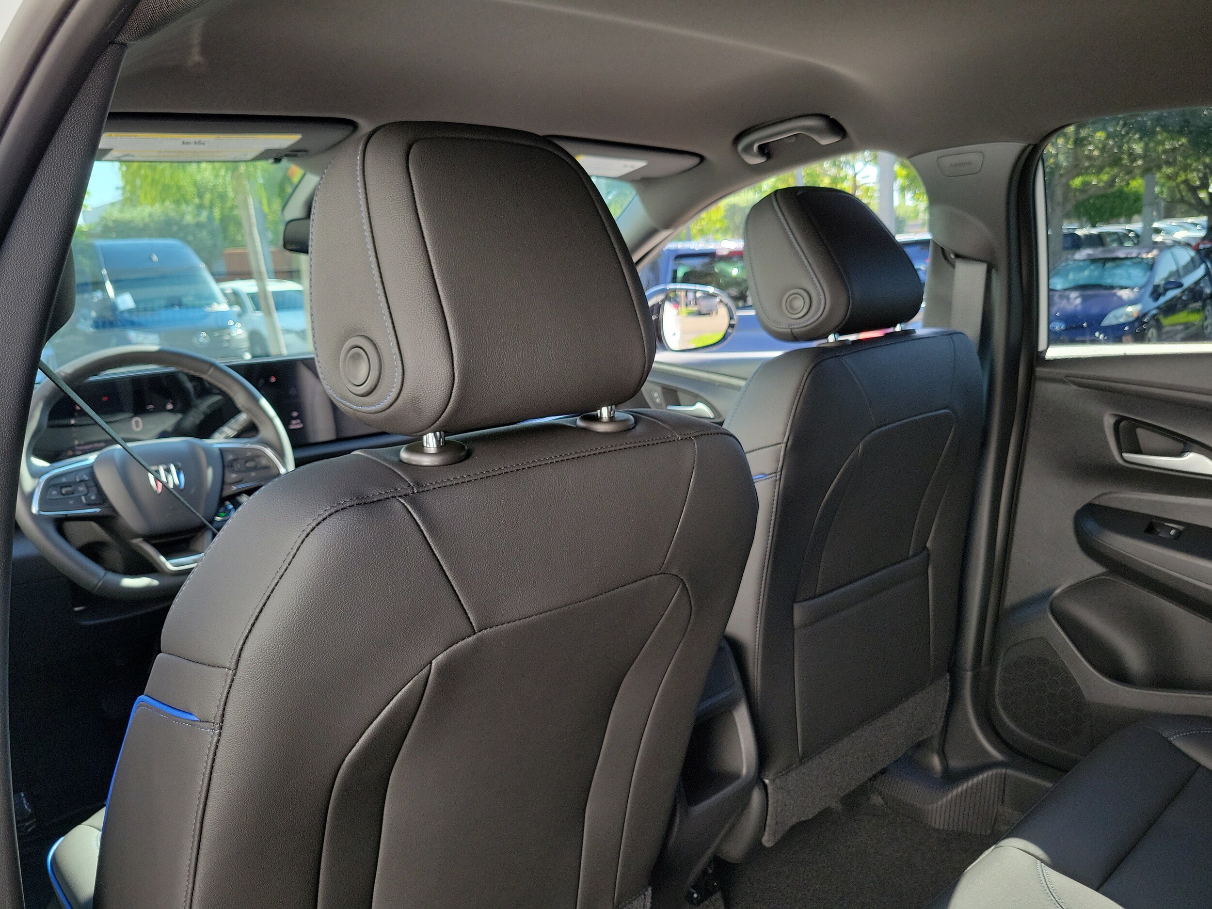 2026 Buick Envista Sport Touring - Photo 13