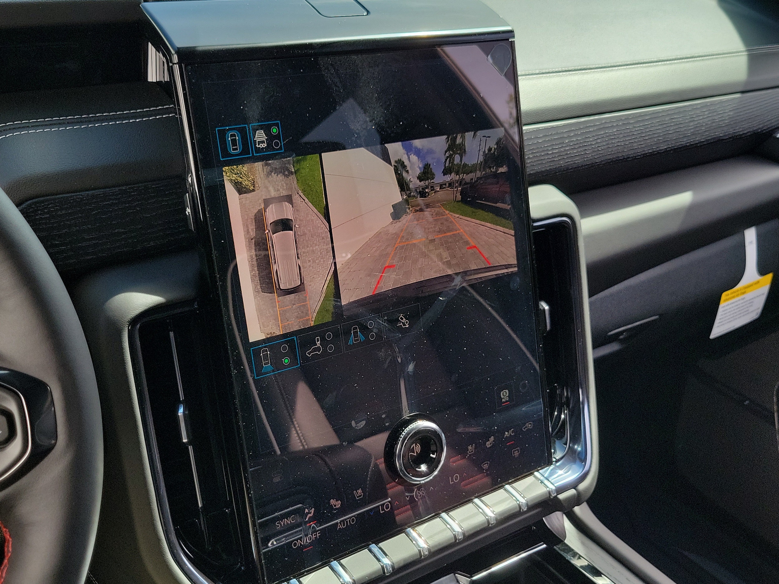 2026 GMC Yukon XL AT4 Ultimate - Photo 31