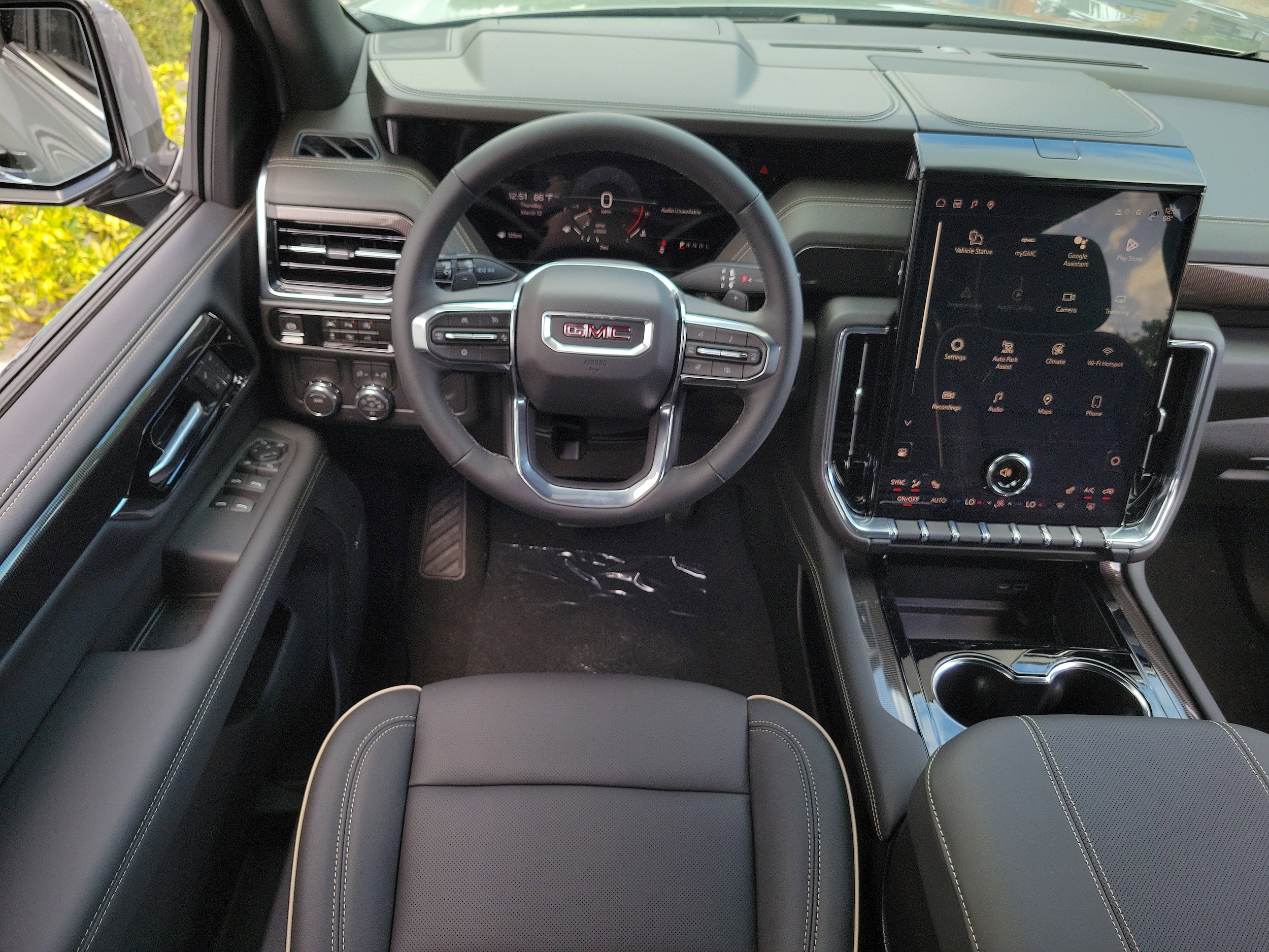 2026 GMC Yukon XL Elevation - Photo 16