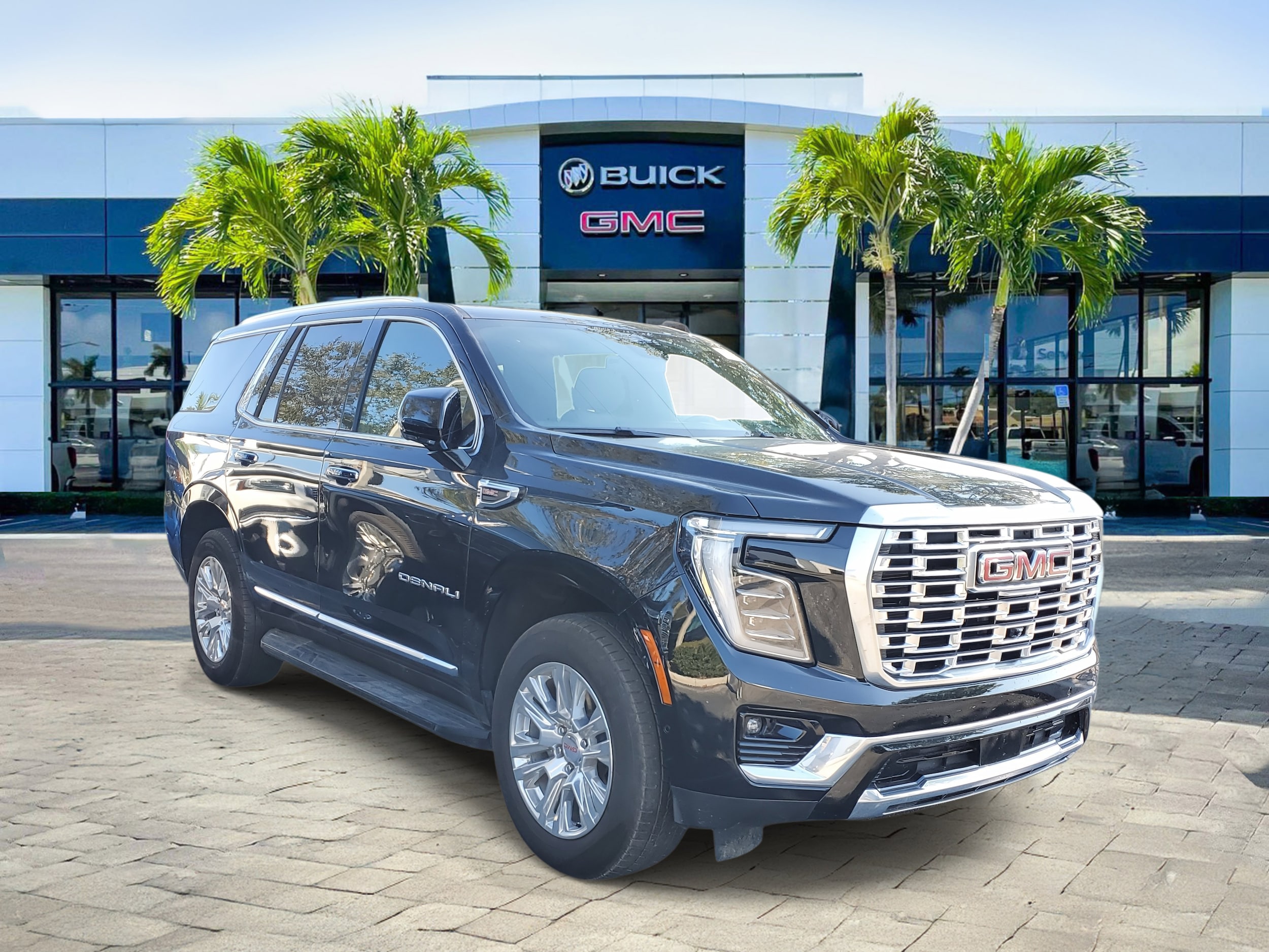 2025 GMC Yukon Denali's photo