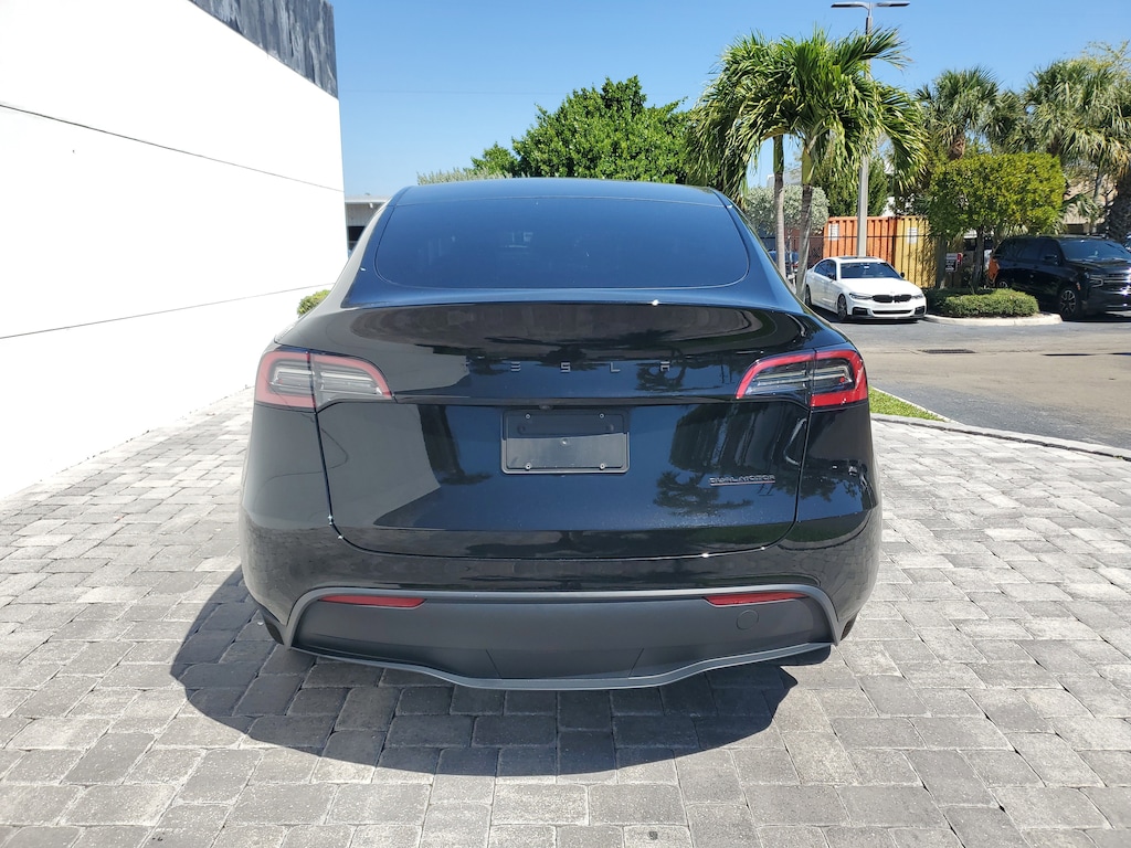 Used 2023 Tesla Model Y Long Range SUV