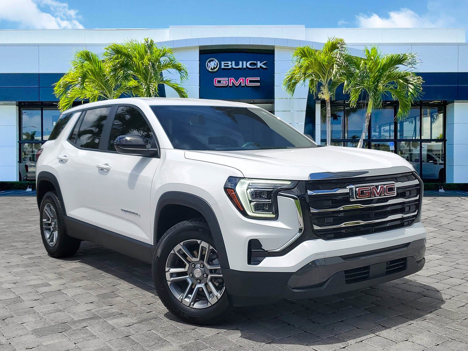 2025 GMC Terrain Elevation FWD's photo