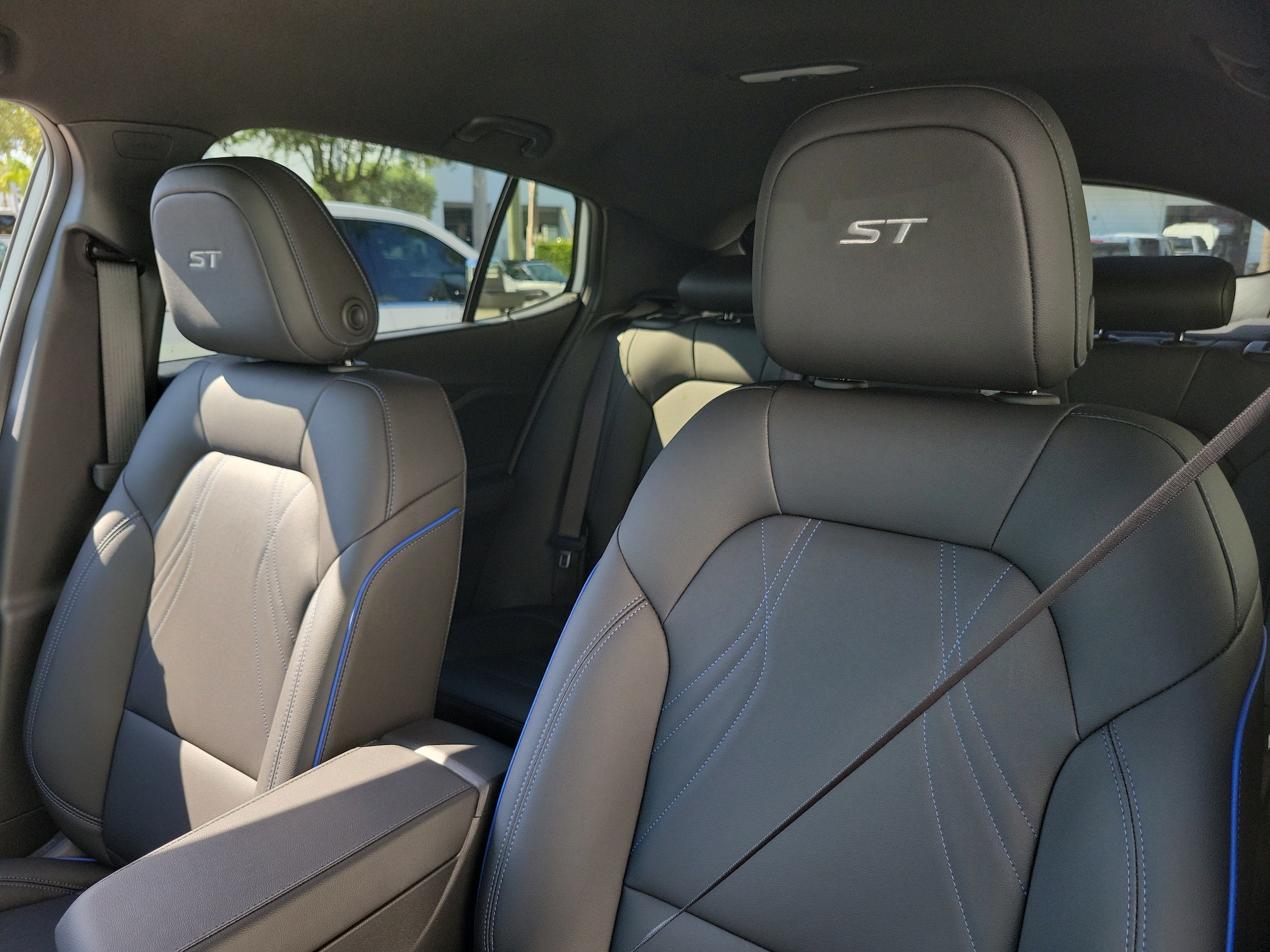 2026 Buick Envista Sport Touring - Photo 21