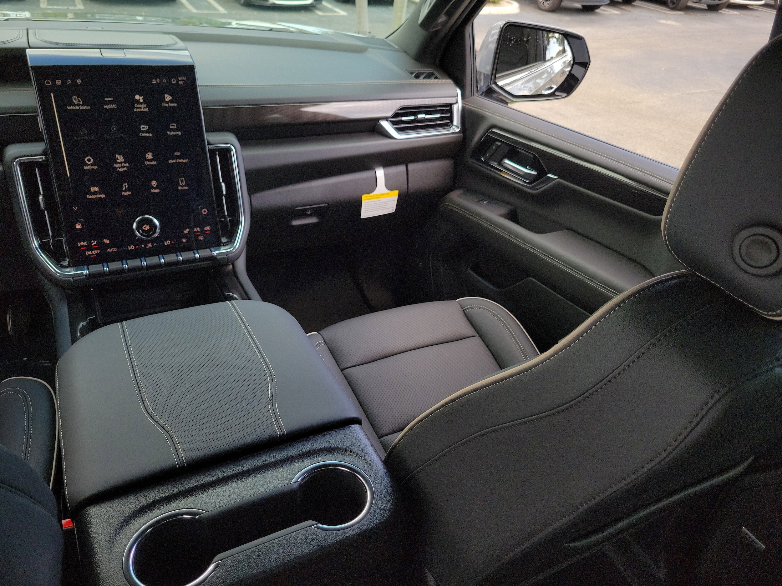 2026 GMC Yukon XL Elevation - Photo 18