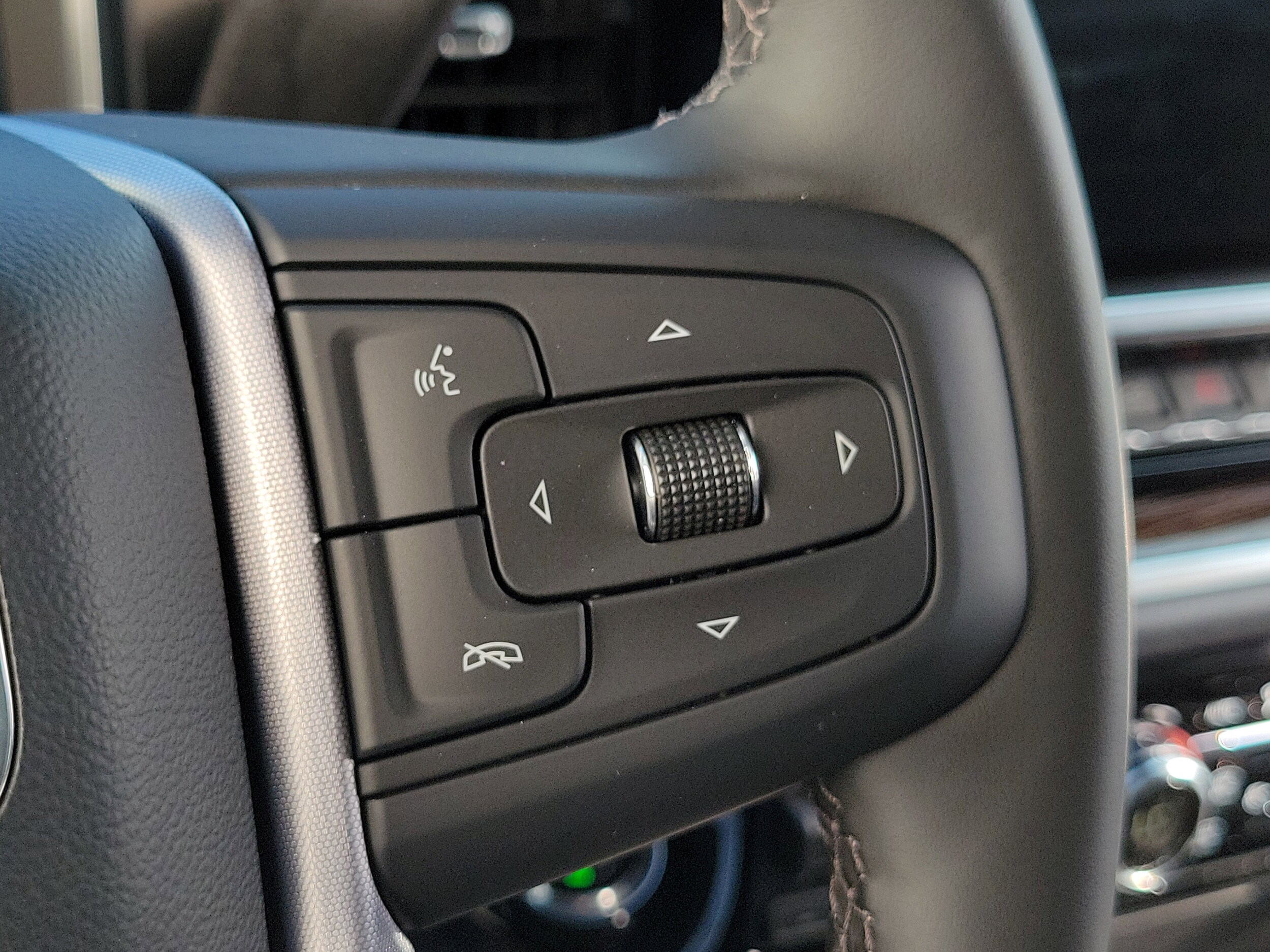 2026 GMC Sierra 1500 SLE - Photo 26