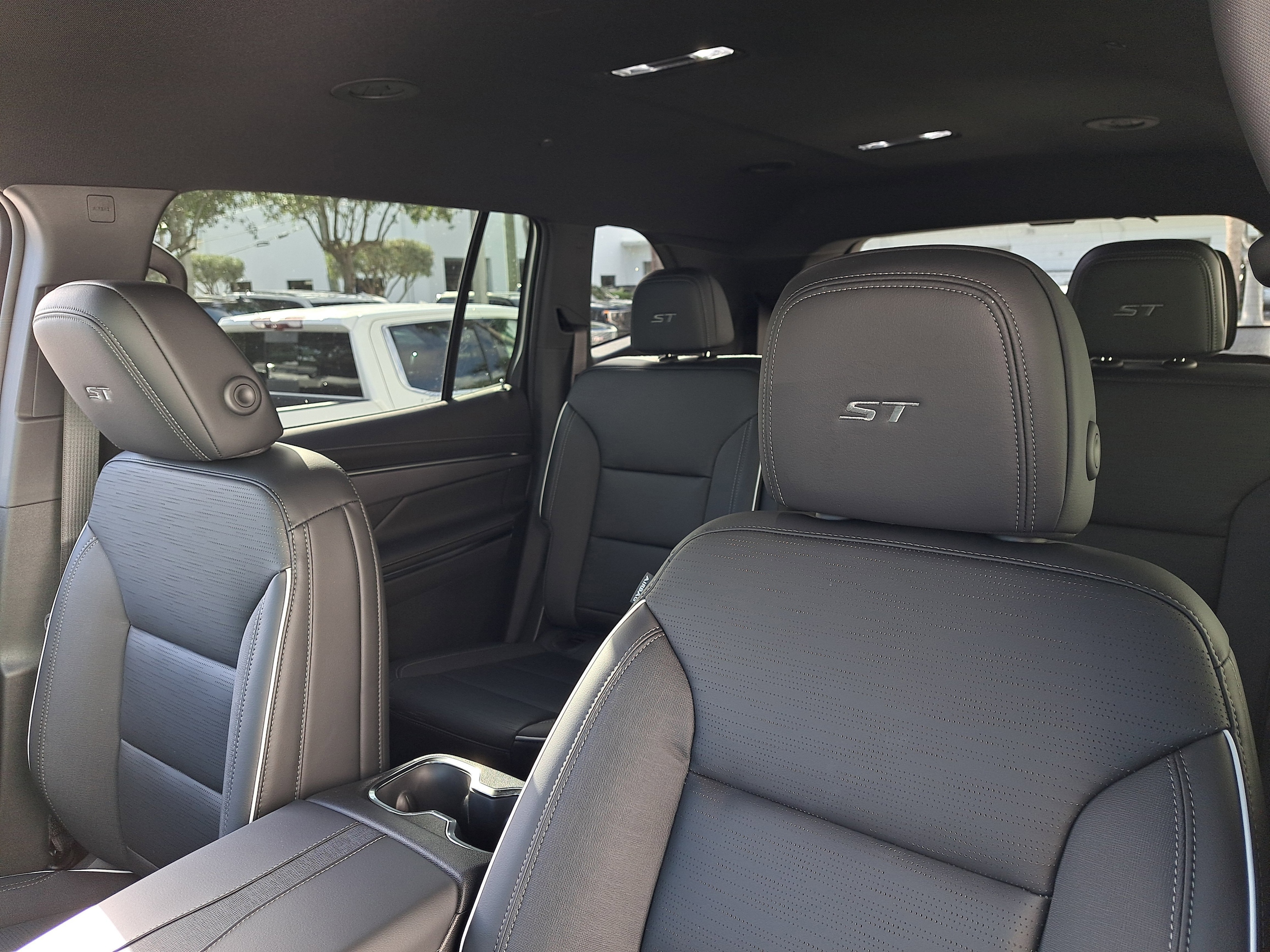 2026 Buick Enclave Sport Touring - Photo 23
