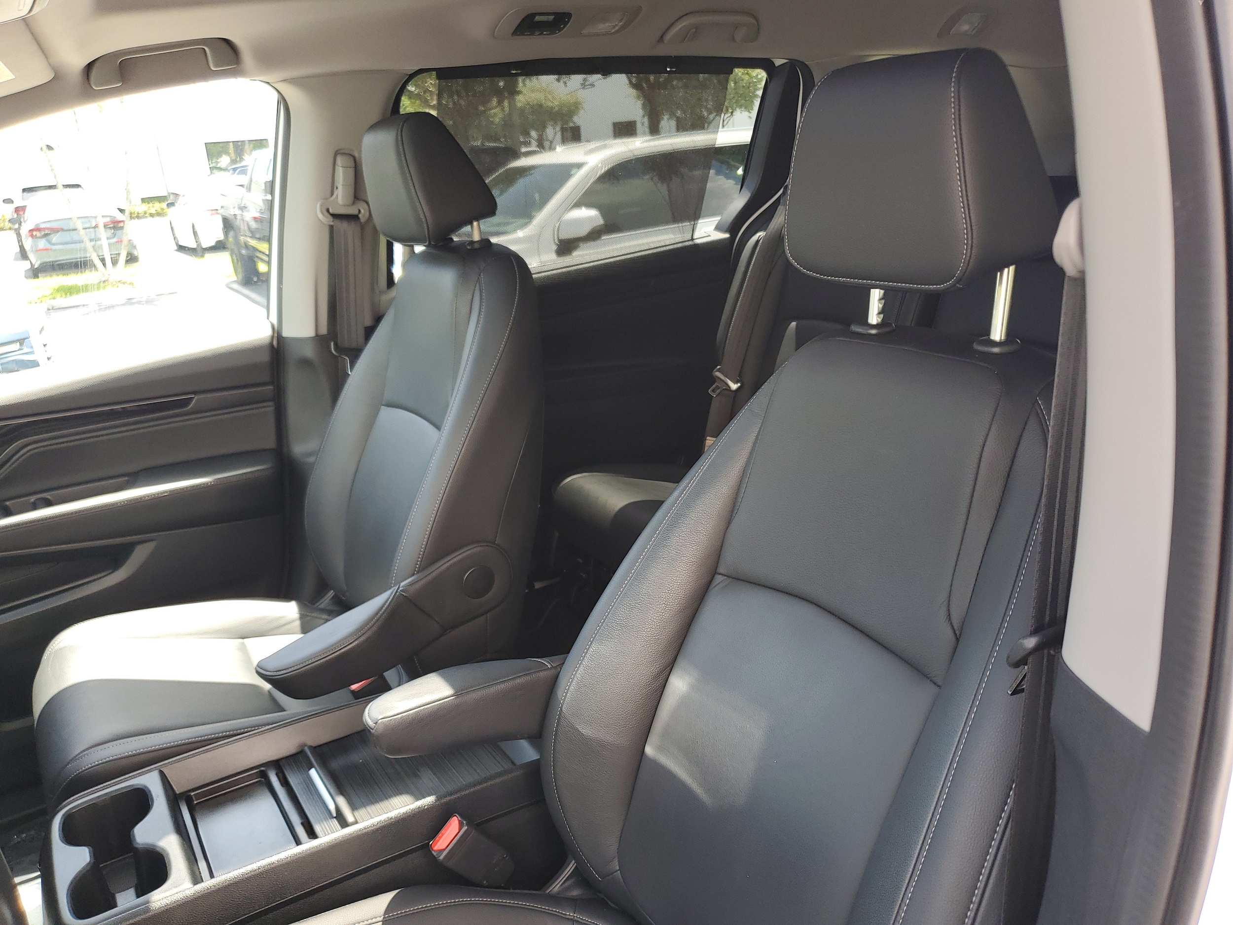 2024 Honda Odyssey Touring - Photo 20
