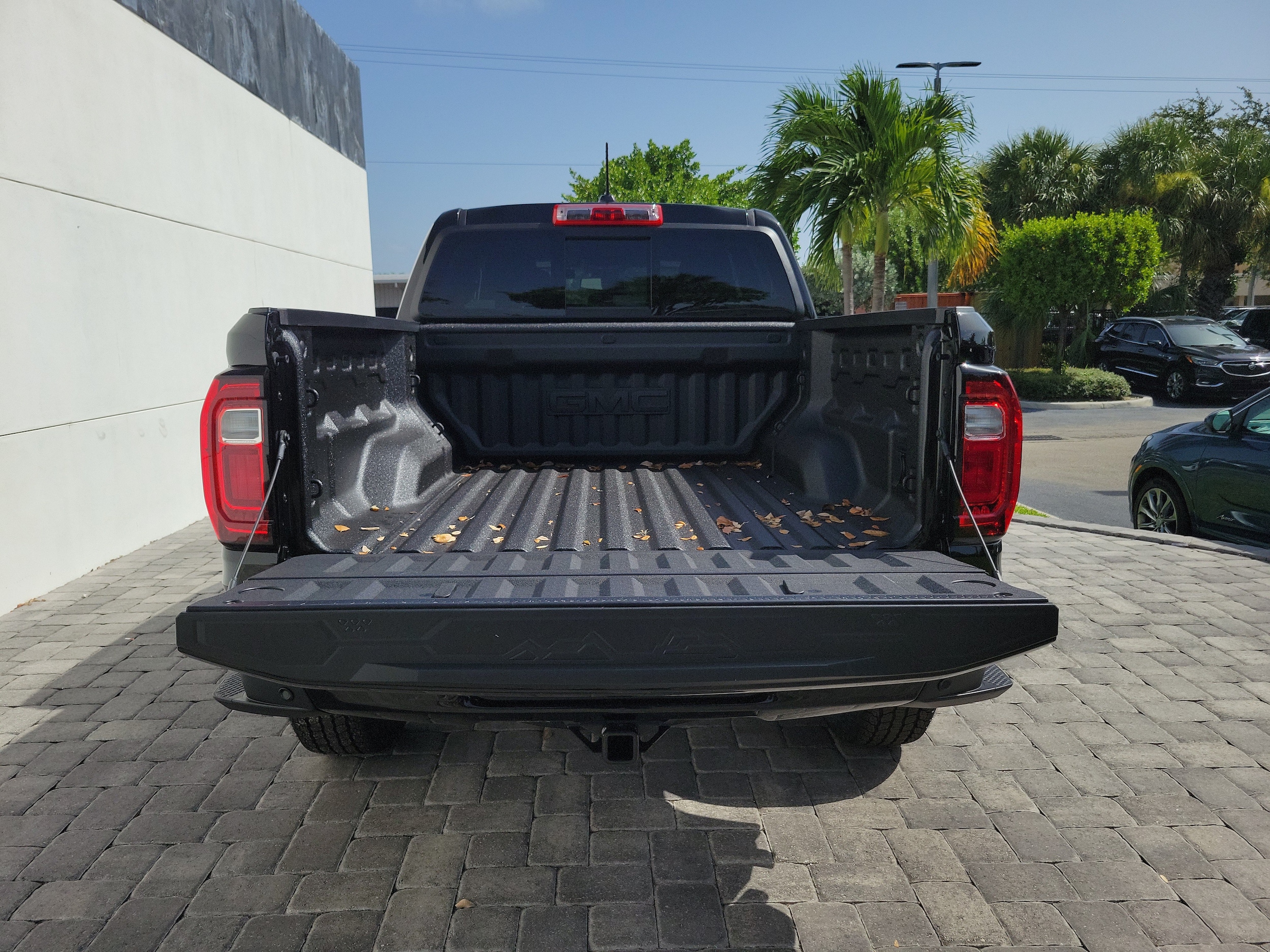 2026 GMC Canyon Elevation - Photo 9