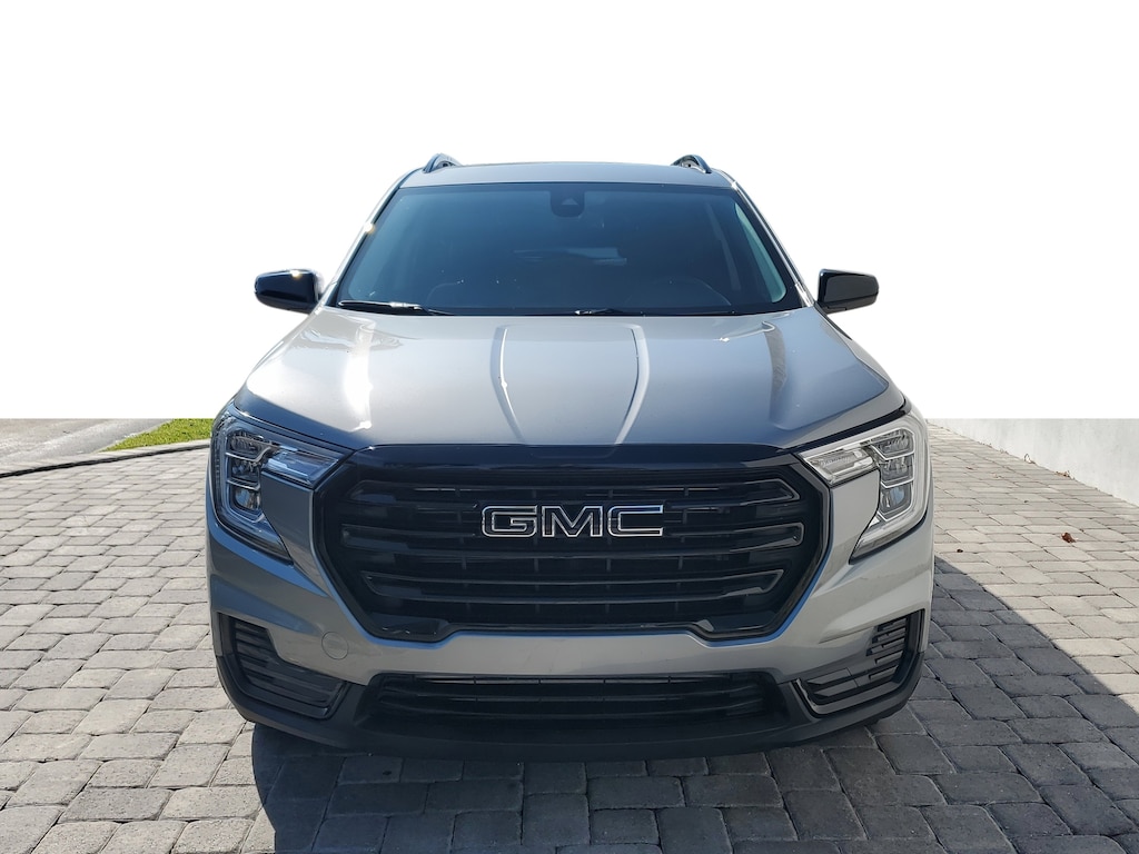 Used 2023 GMC Terrain SLE SUV