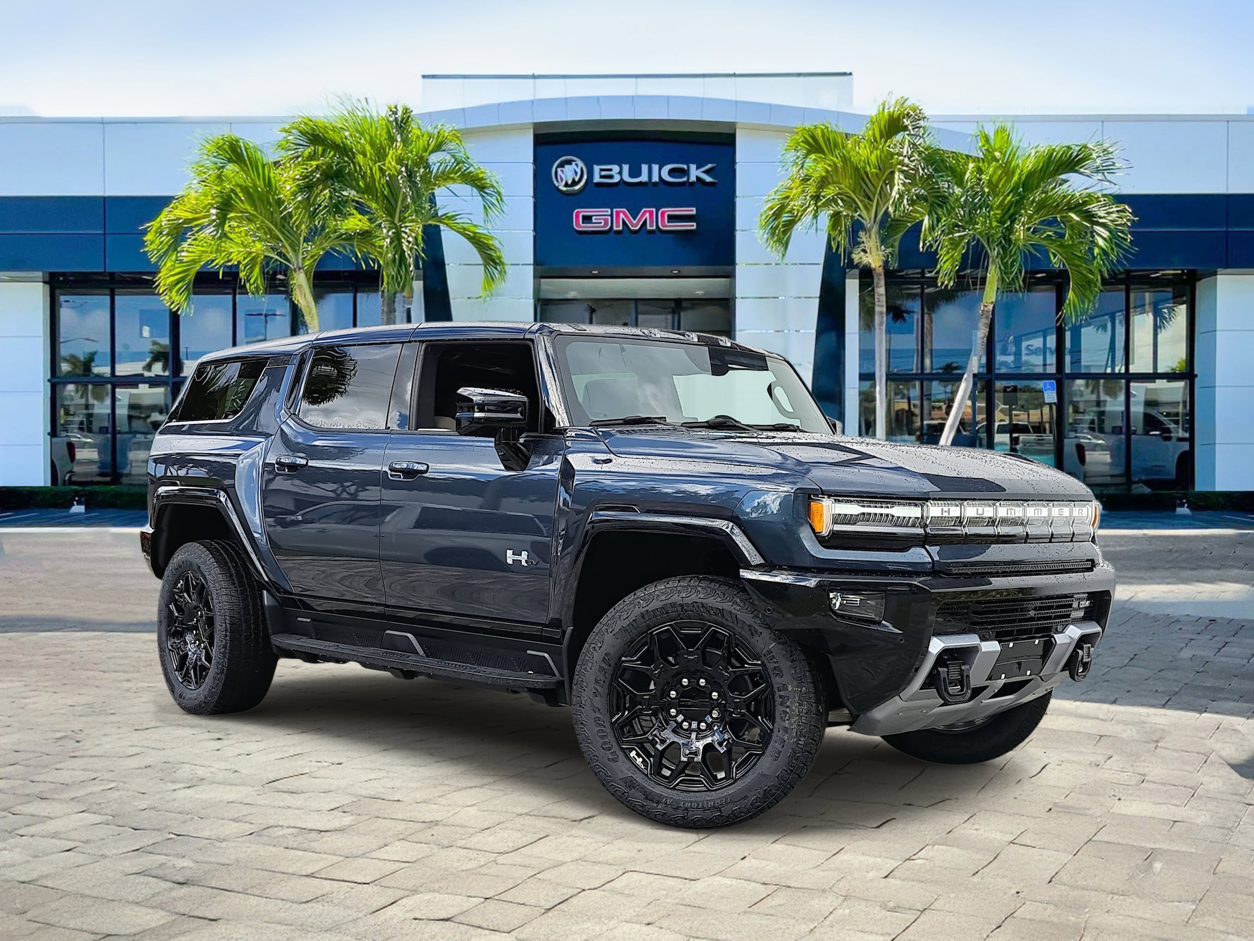 2026 GMC HUMMER EV 2X's photo