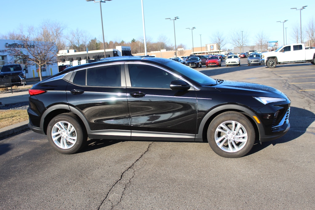 Used 2025 Buick Envista Preferred SUV