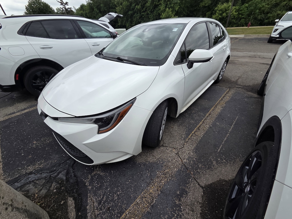 Used 2020 Toyota Corolla LE Sedan