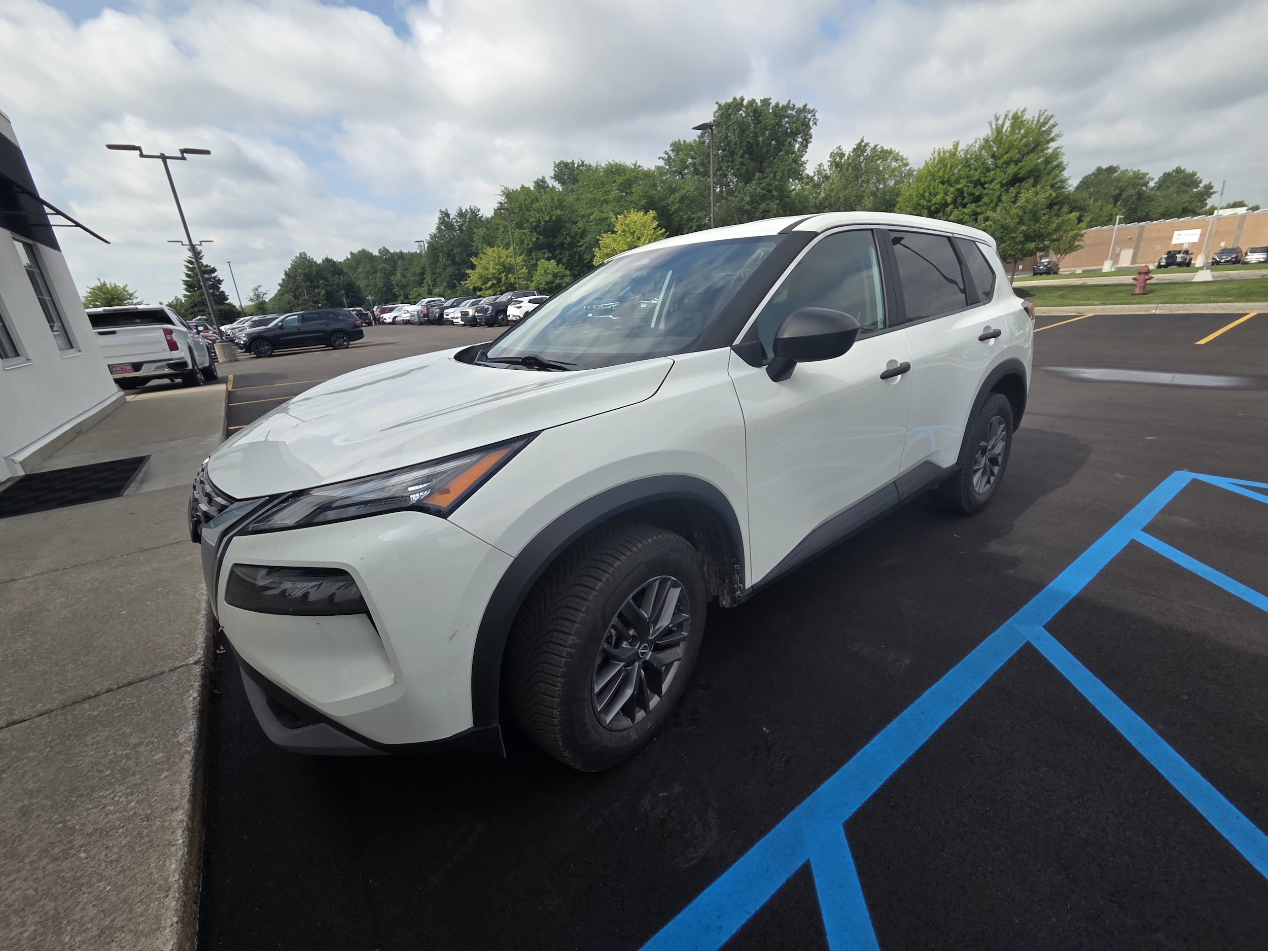 Used 2023 Nissan Rogue