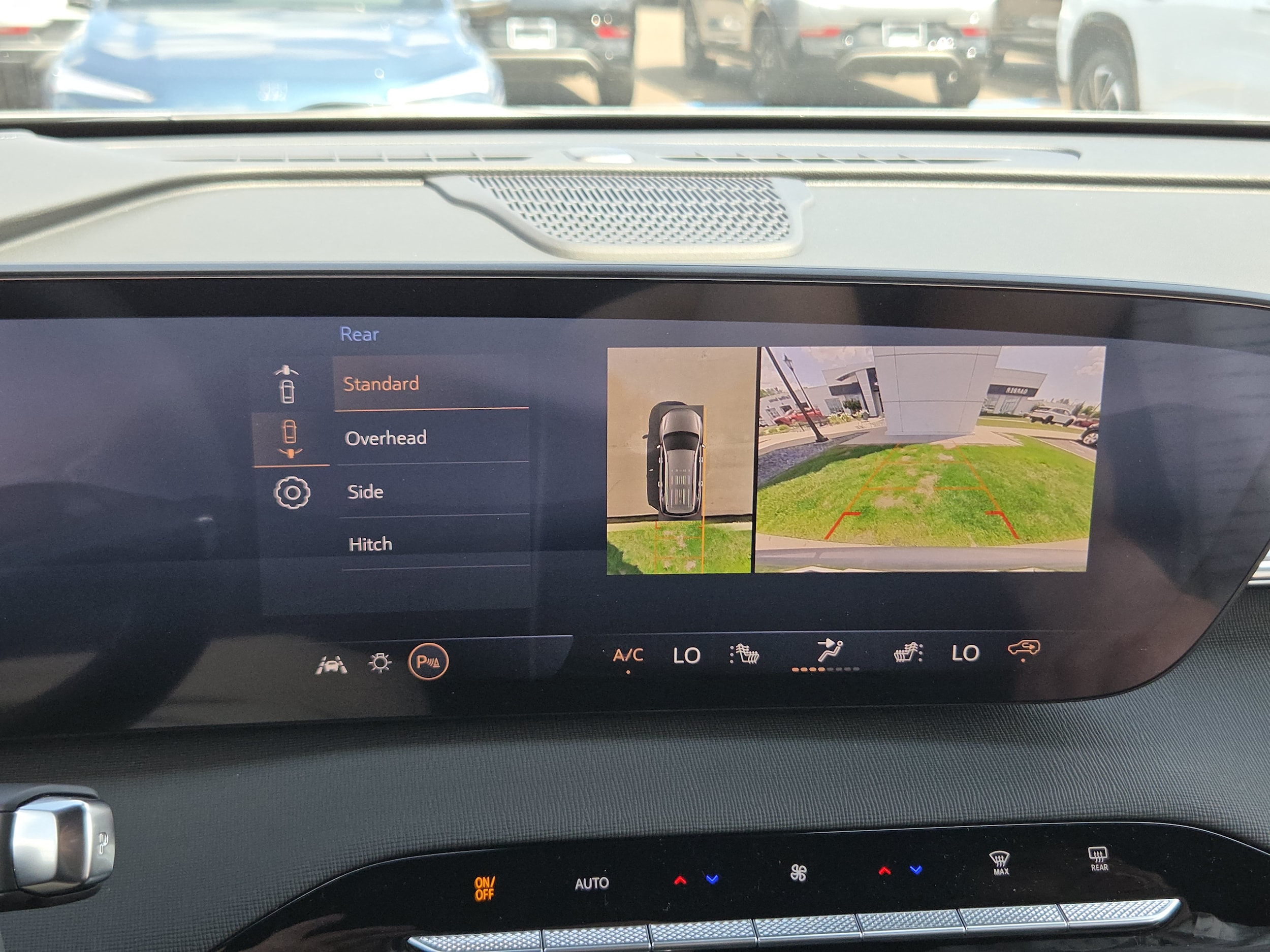 2026 Buick Enclave Preferred - Photo 12