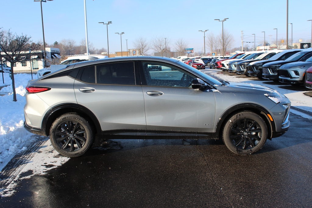 New 2026 Buick Envista Sport Touring SUV