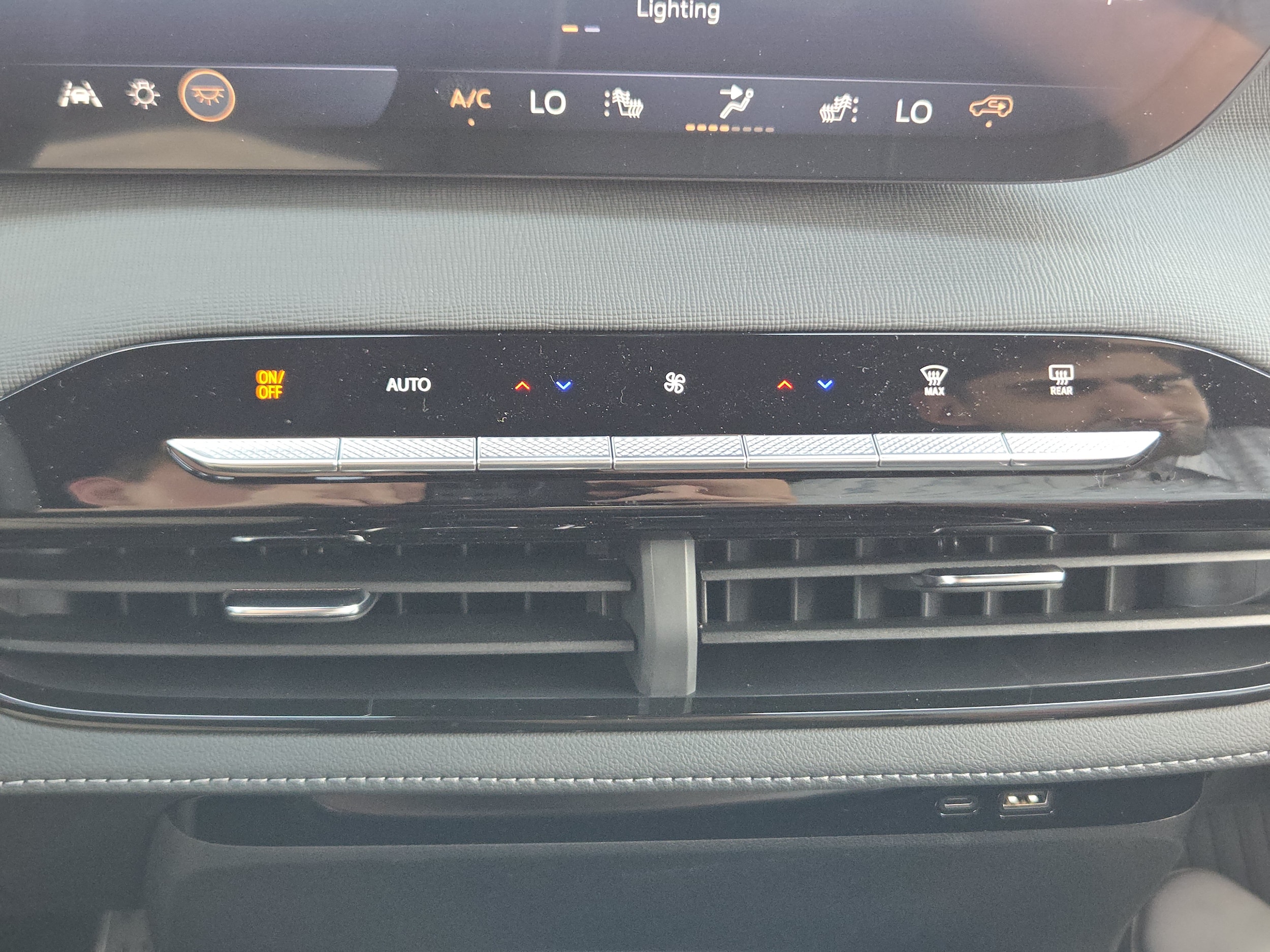 2026 Buick Enclave Preferred - Photo 13