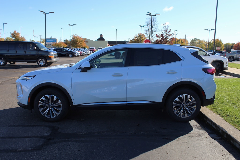 New 2025 Buick Envision Preferred SUV