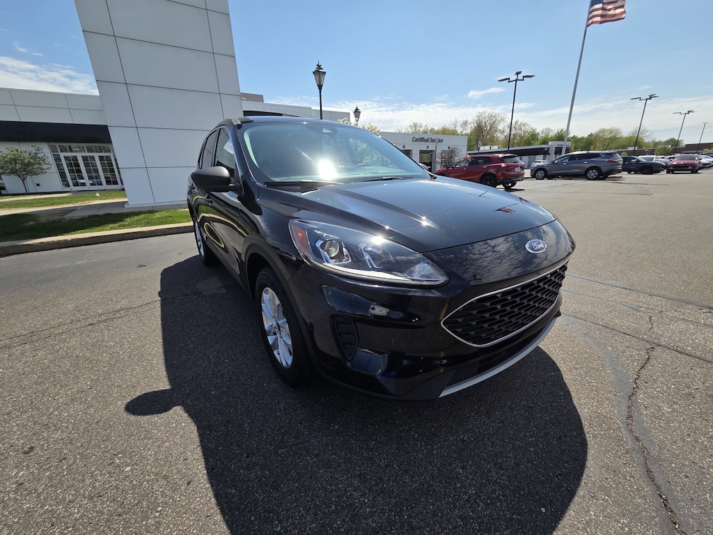 Used 2022 Ford Escape SE SUV