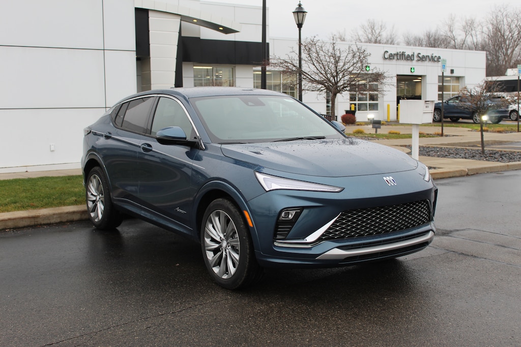 New 2026 Buick Envista Avenir SUV