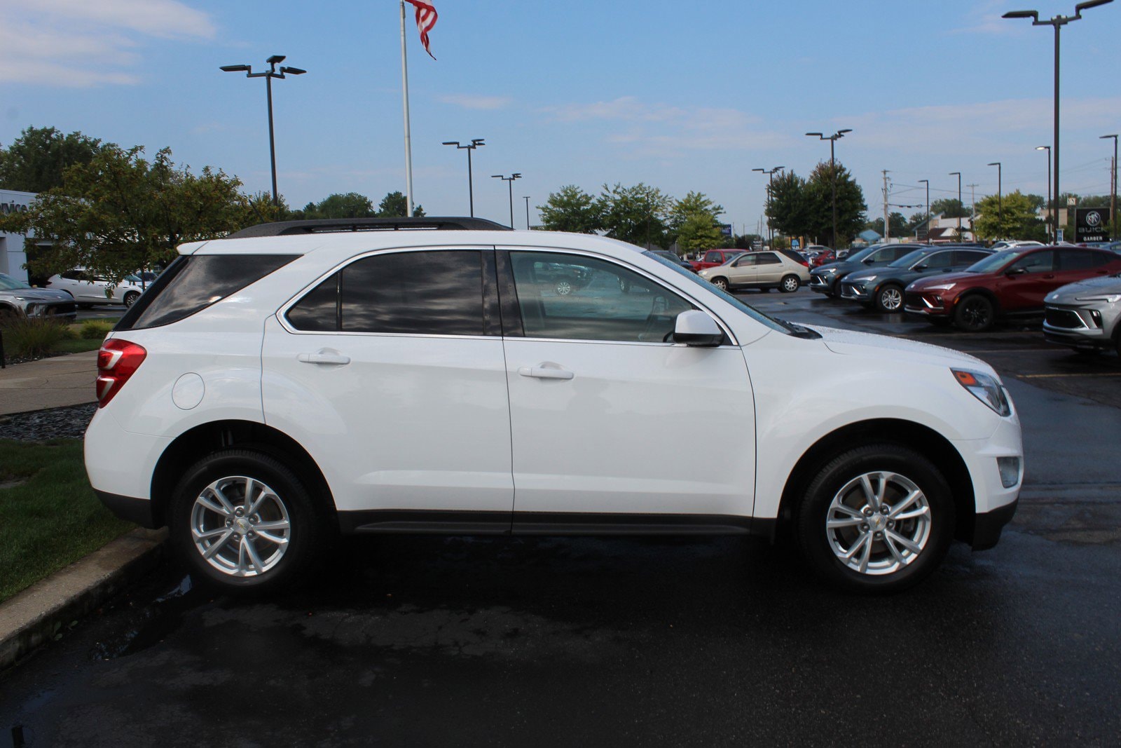 Used 2017 Chevrolet Equinox LT with VIN 2GNALCEK7H1525216 for sale in Saginaw, MI