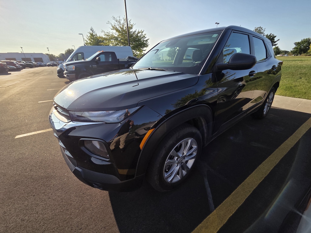 Used 2023 Chevrolet Trailblazer LS SUV