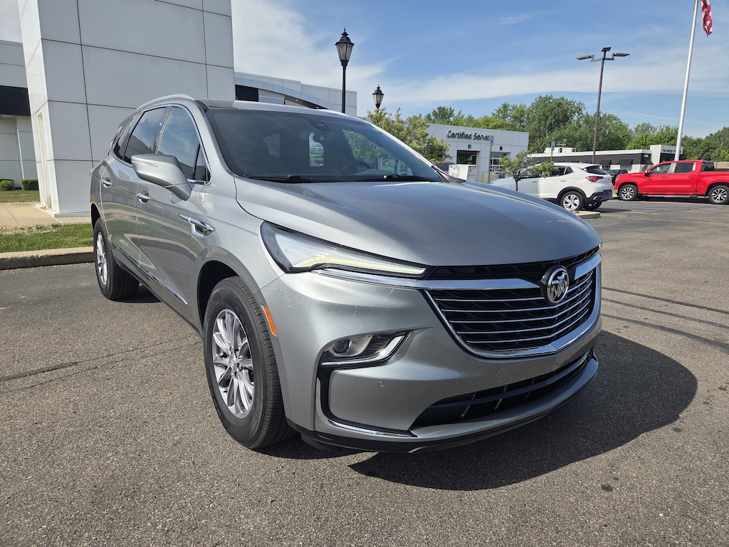Used 2024 Buick Enclave Essence SUV