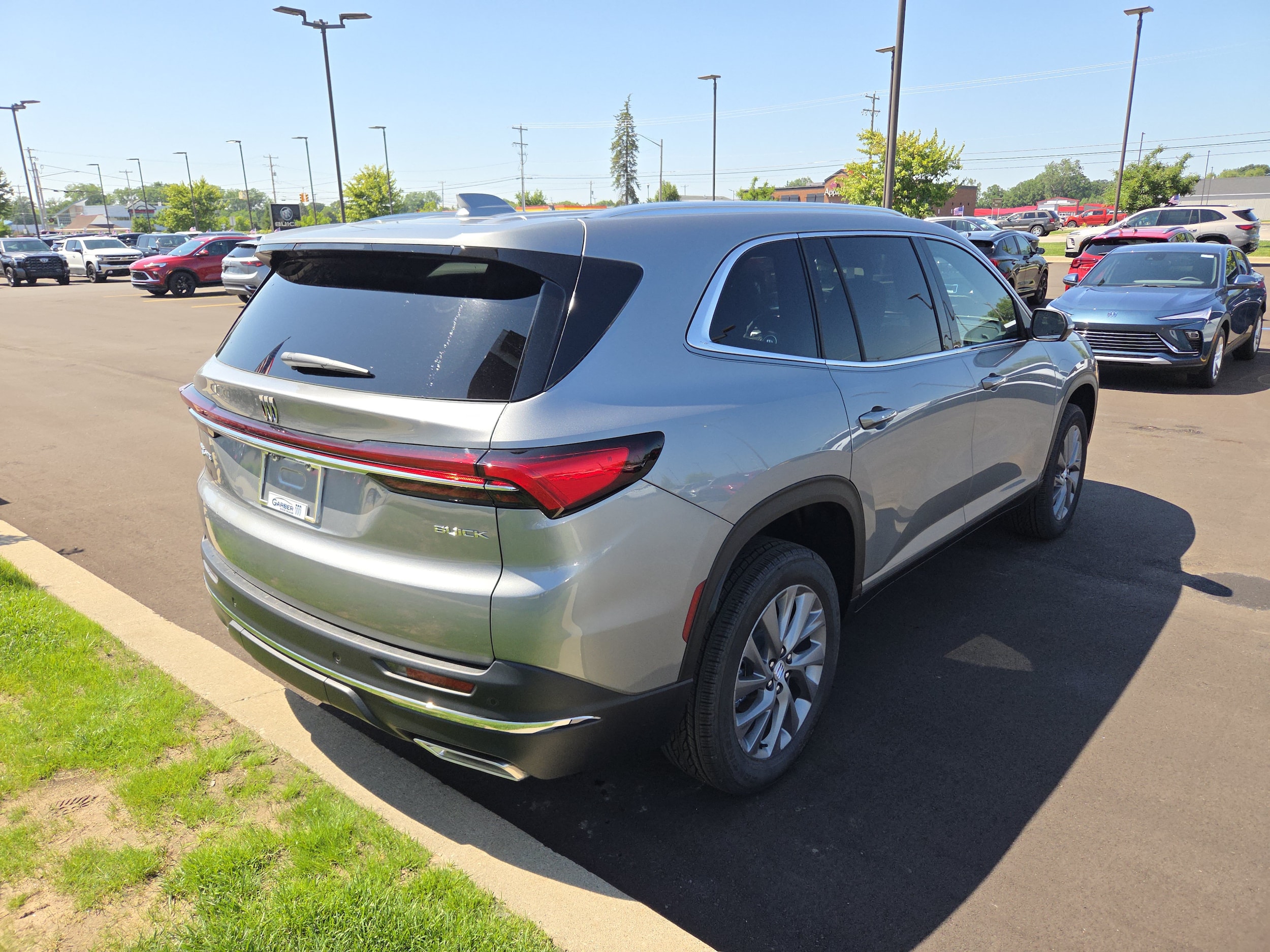 2026 Buick Enclave Preferred - Photo 6
